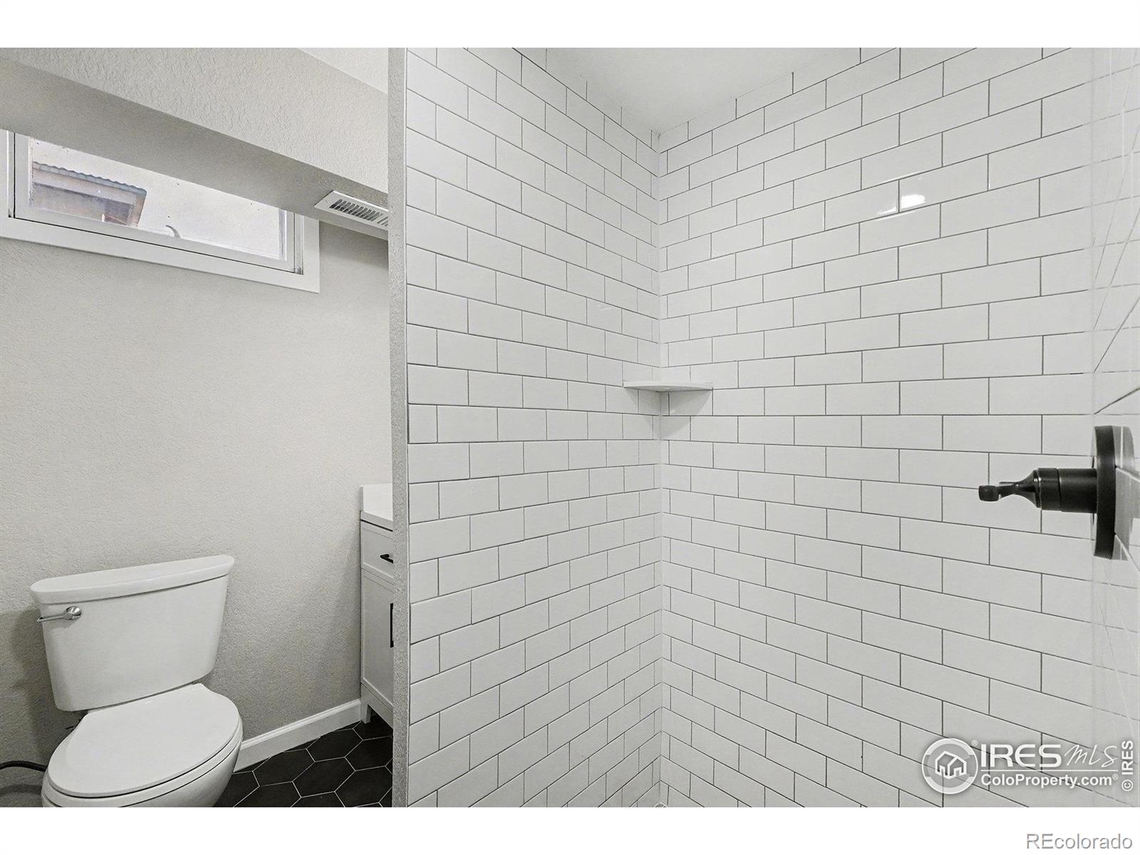 MLS Image #17 for 2434 w 7th street,greeley, Colorado