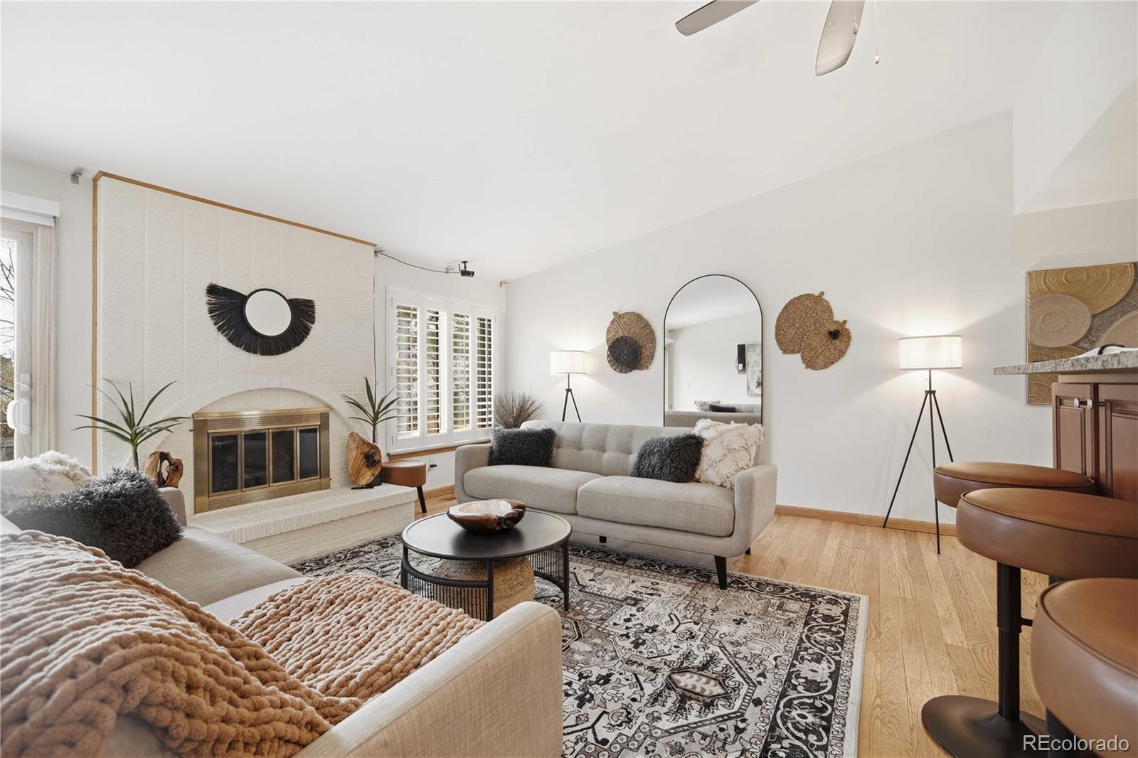 MLS Image #10 for 3378 s elkhart street,aurora, Colorado