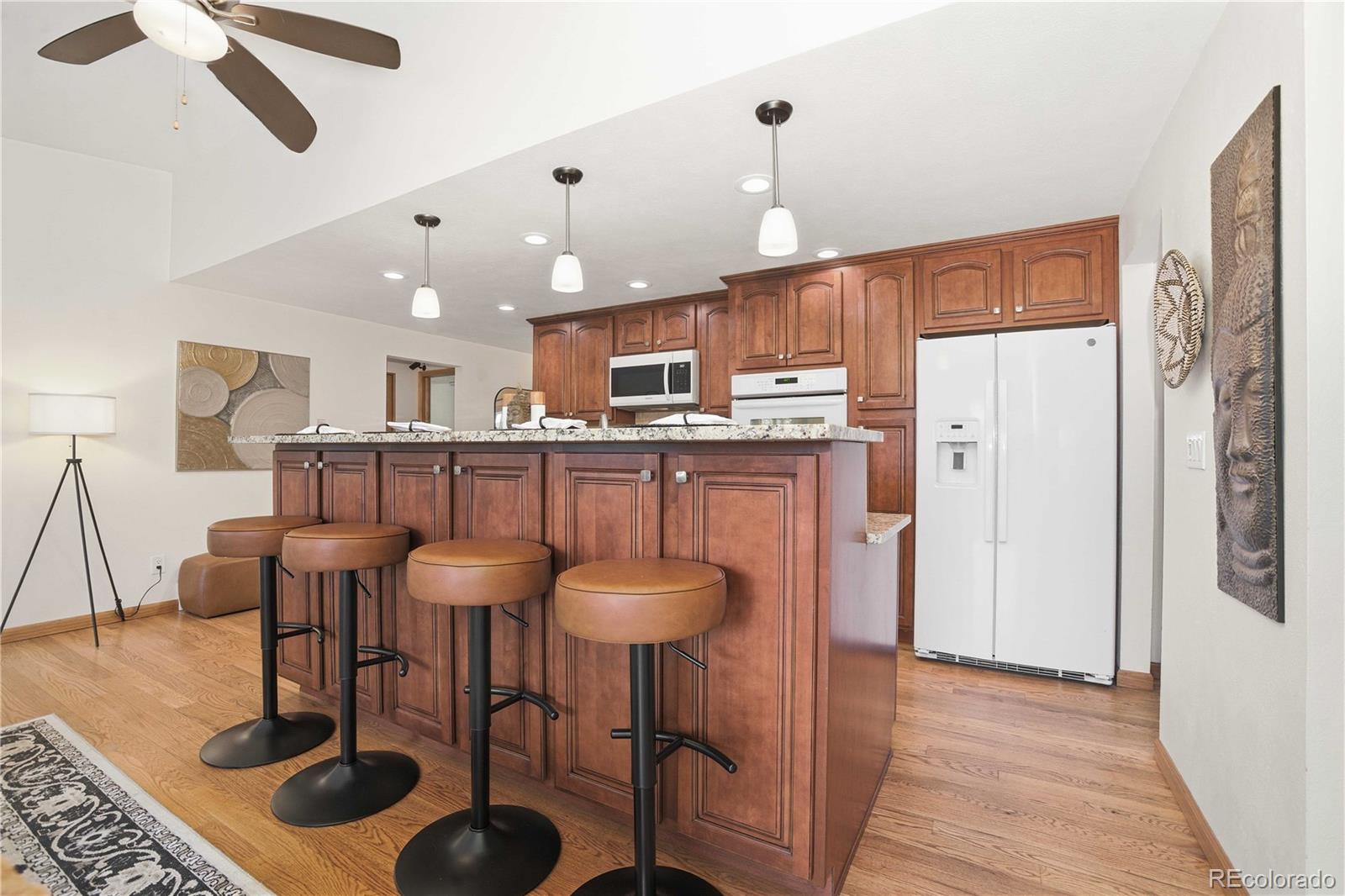 MLS Image #12 for 3378 s elkhart street,aurora, Colorado