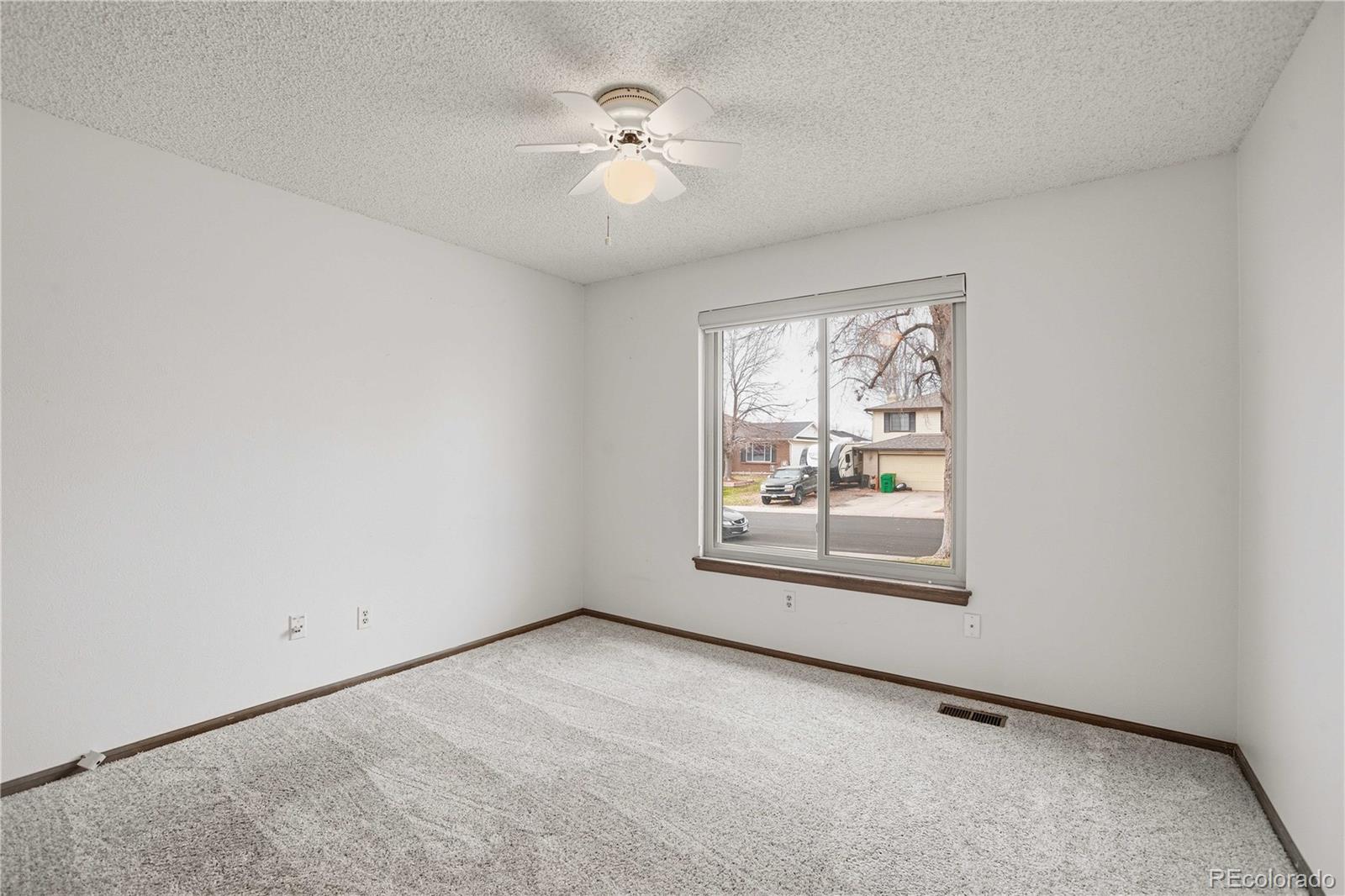 MLS Image #15 for 3378 s elkhart street,aurora, Colorado