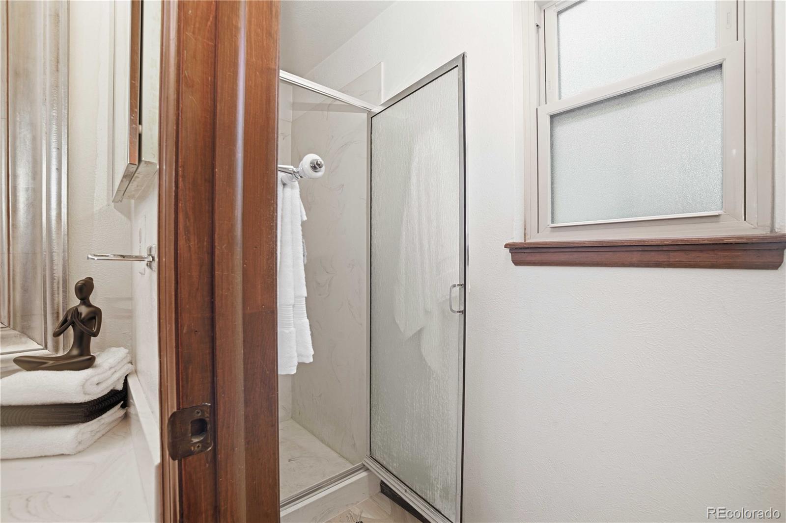 MLS Image #28 for 3378 s elkhart street,aurora, Colorado
