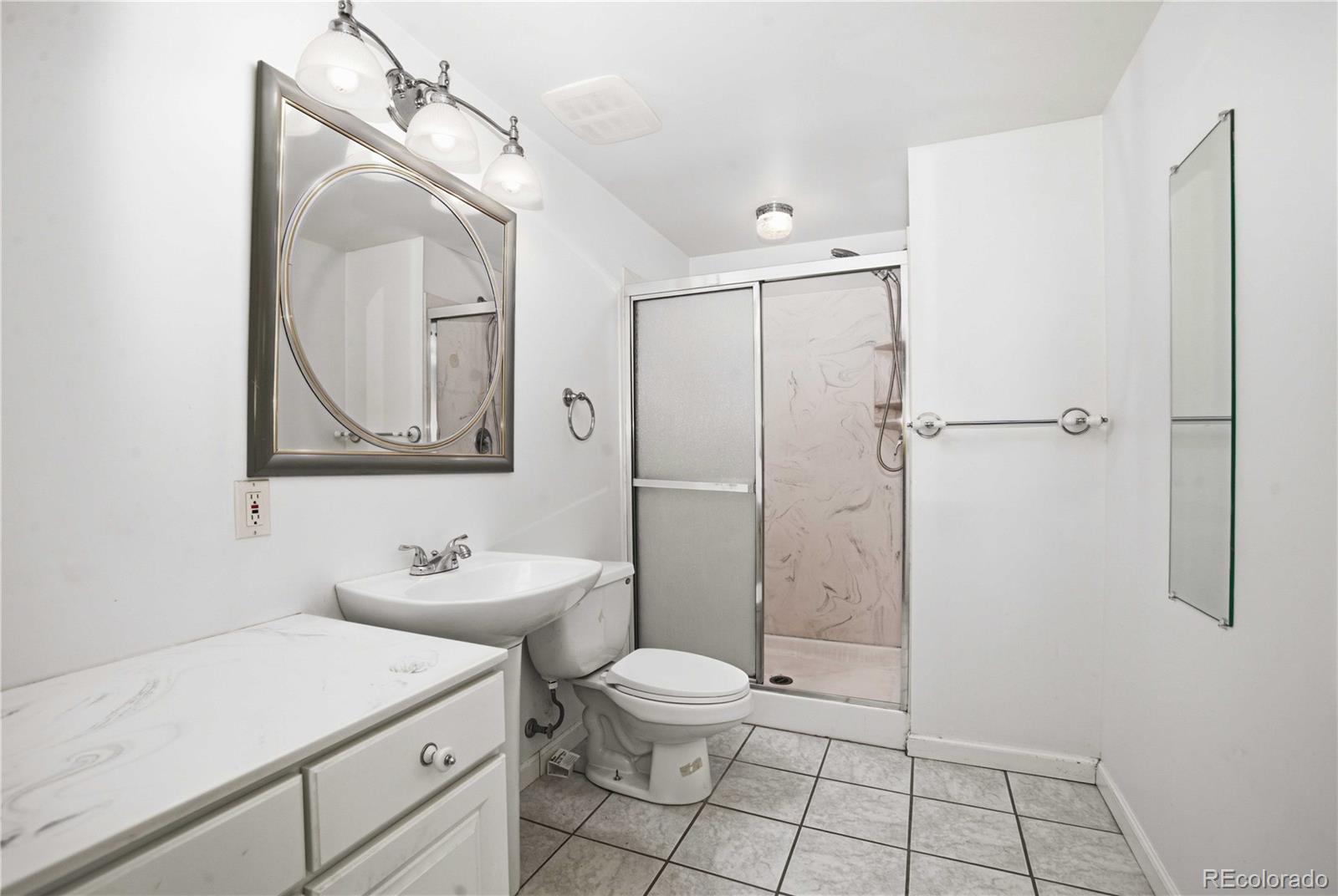 MLS Image #32 for 3378 s elkhart street,aurora, Colorado