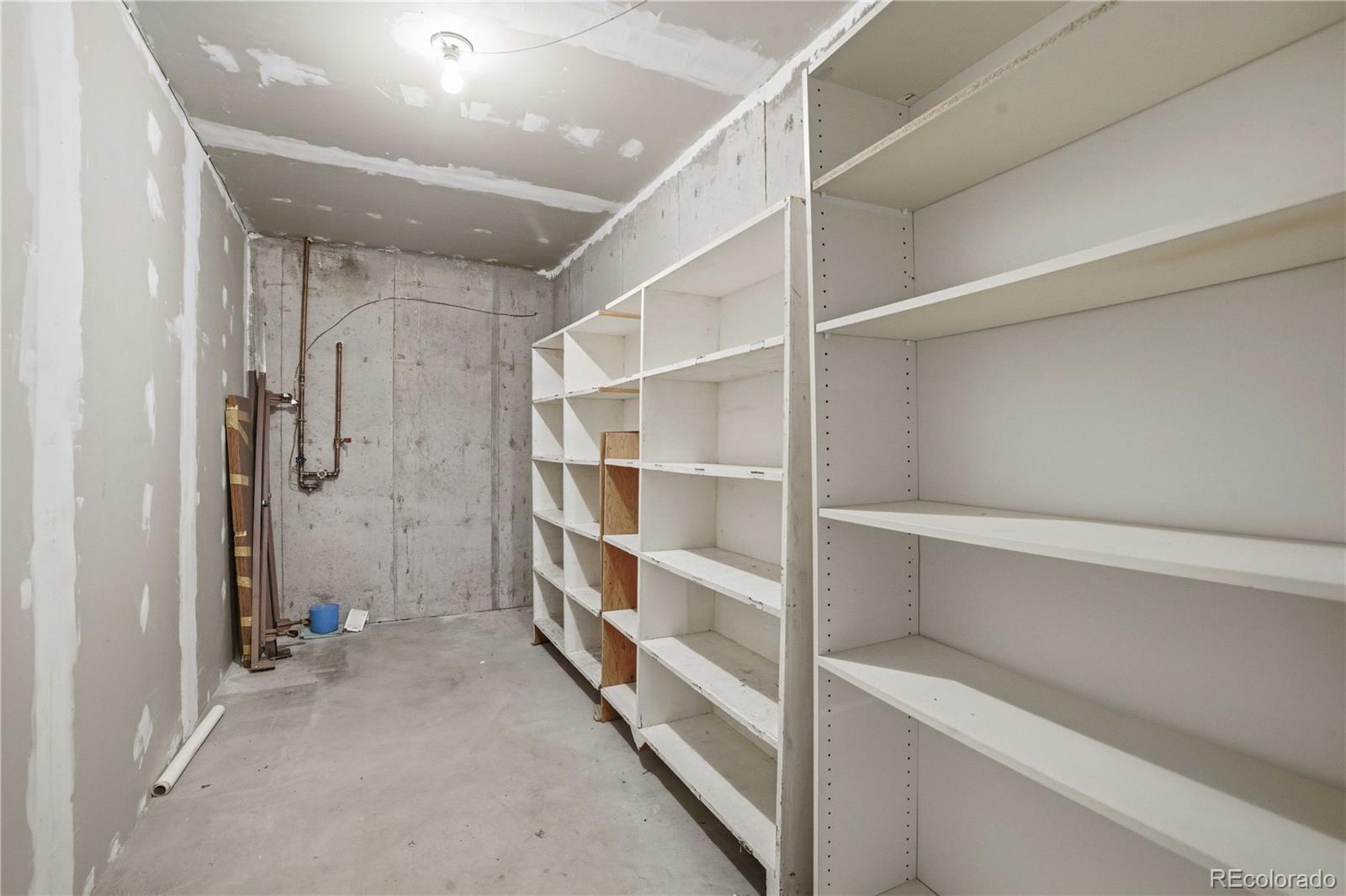 MLS Image #39 for 3378 s elkhart street,aurora, Colorado