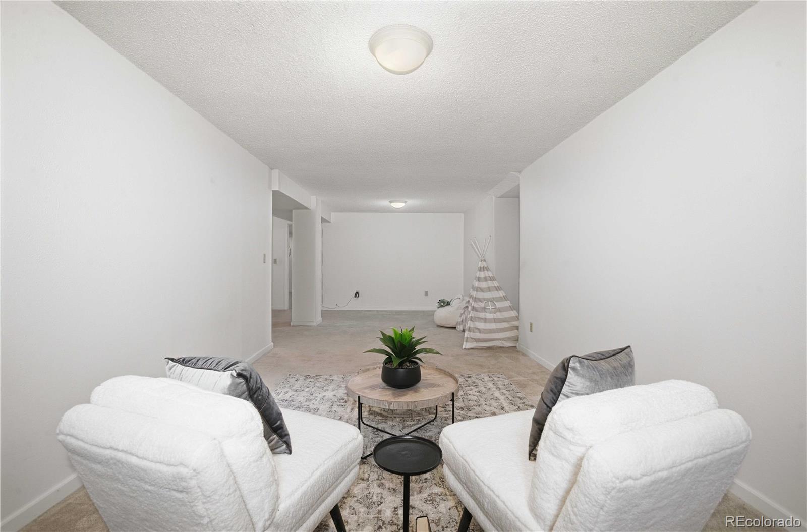 MLS Image #41 for 3378 s elkhart street,aurora, Colorado