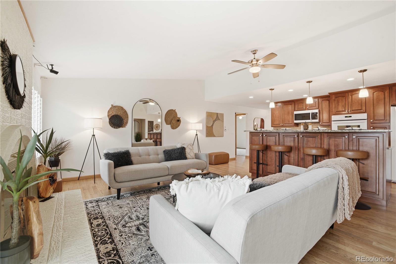 MLS Image #8 for 3378 s elkhart street,aurora, Colorado