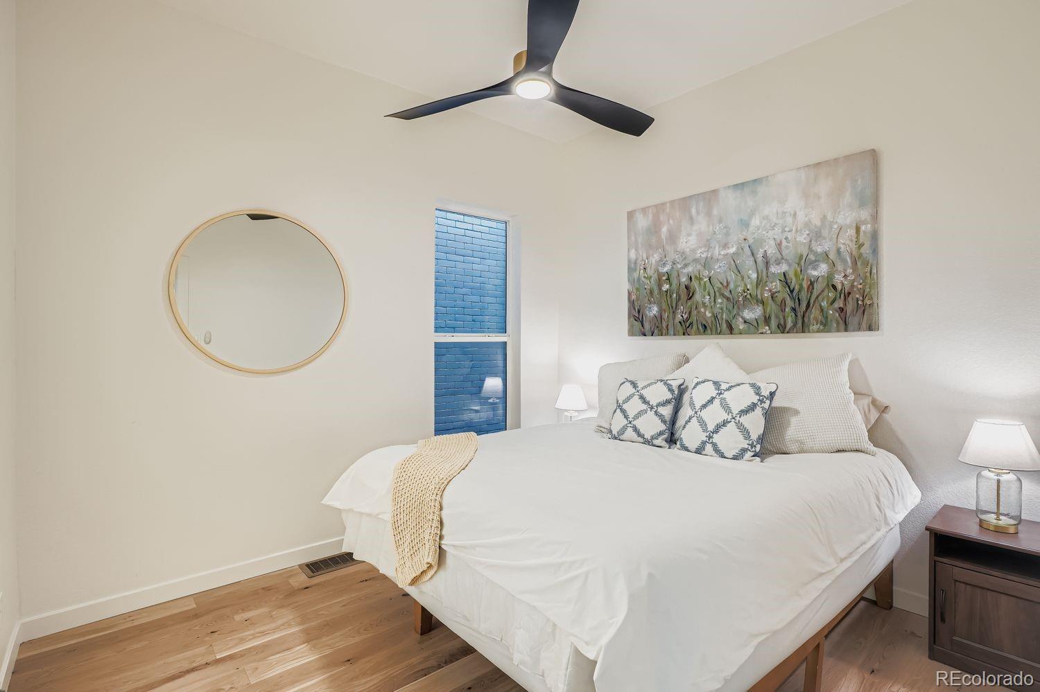MLS Image #12 for 2423  glenarm place,denver, Colorado