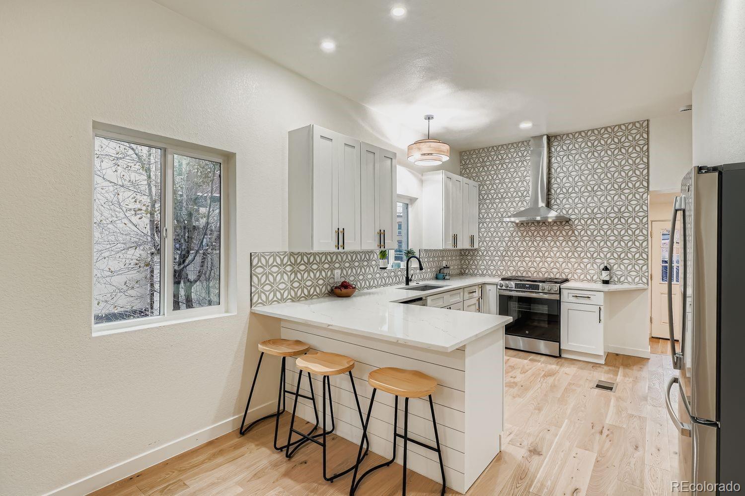 MLS Image #3 for 2423  glenarm place,denver, Colorado