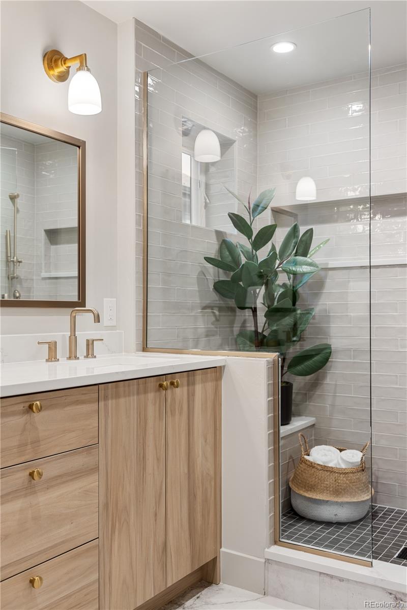 MLS Image #29 for 4572 n raleigh street,denver, Colorado