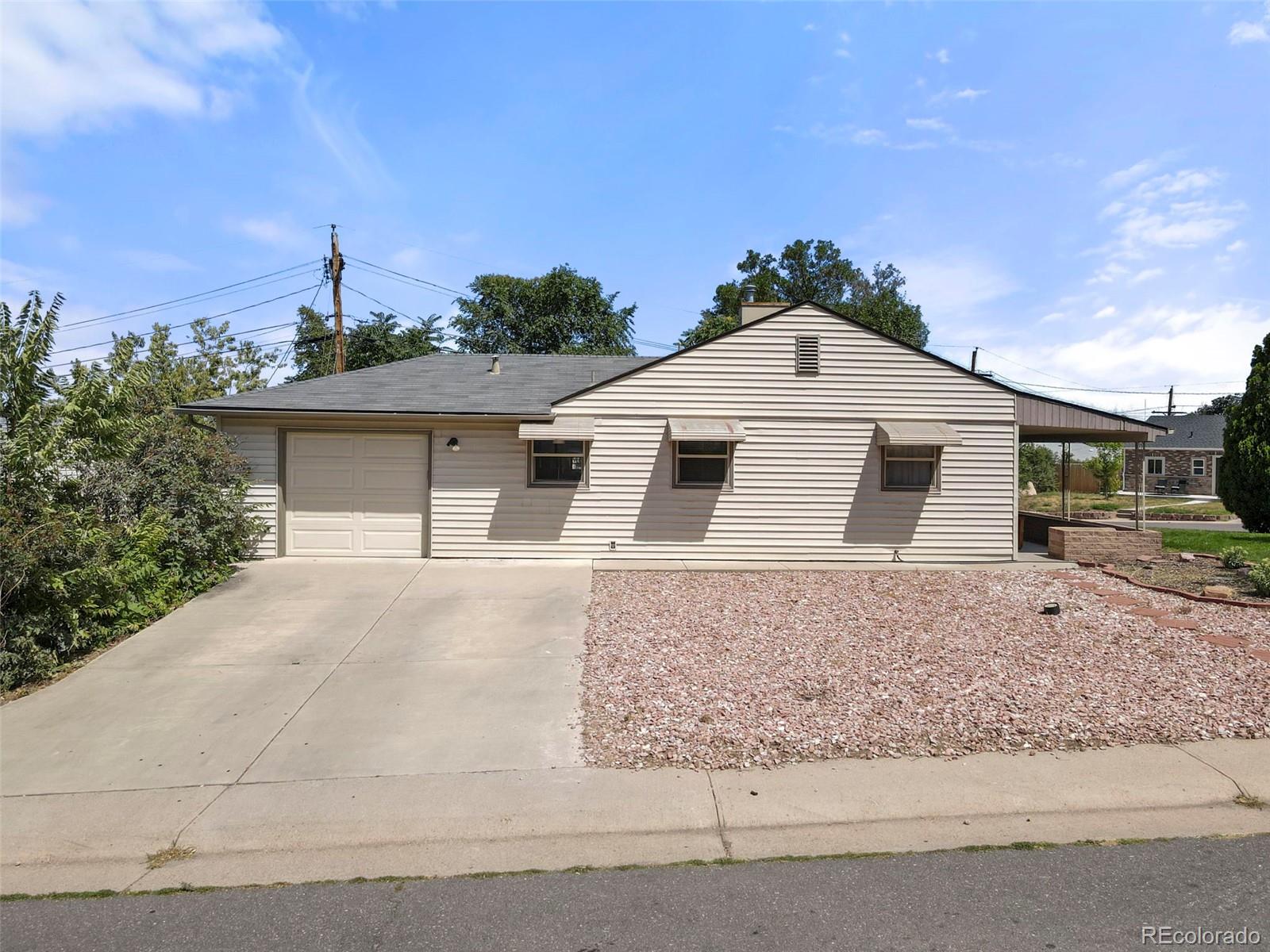 MLS Image #18 for 1845  s mabry way,denver, Colorado