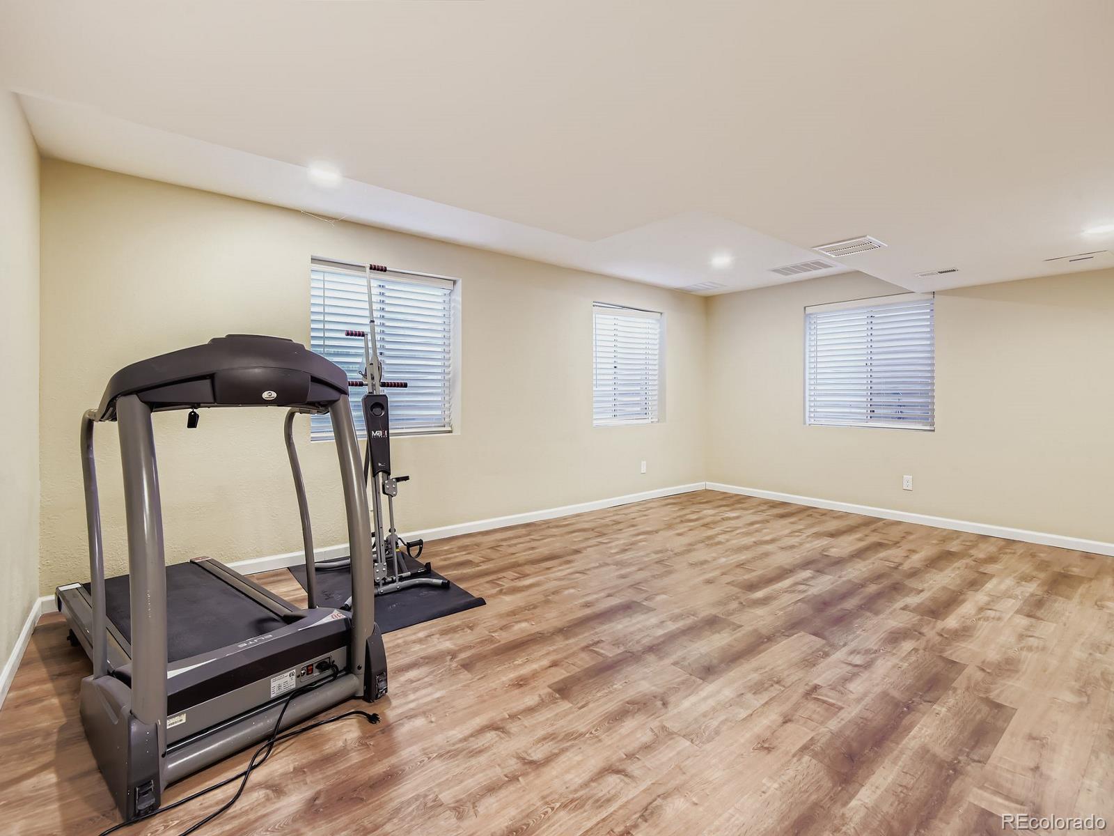 MLS Image #22 for 10036  brisbane lane,highlands ranch, Colorado