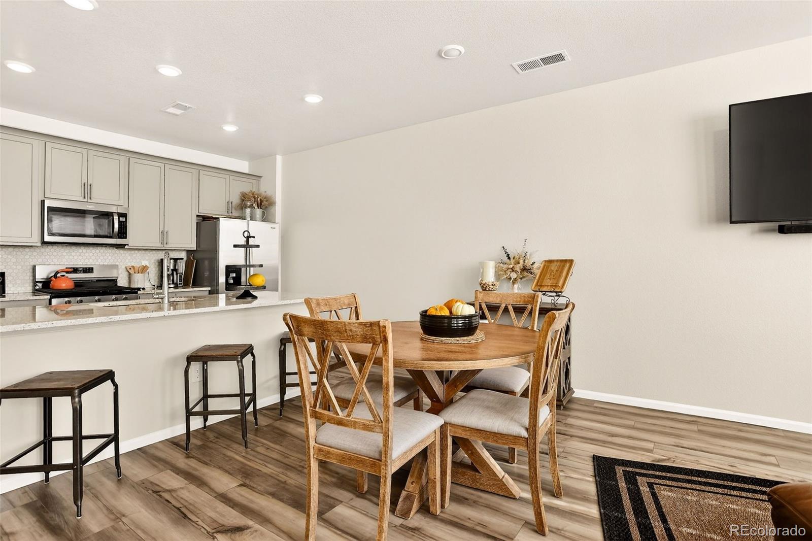 MLS Image #11 for 22241 e 7th place,aurora, Colorado