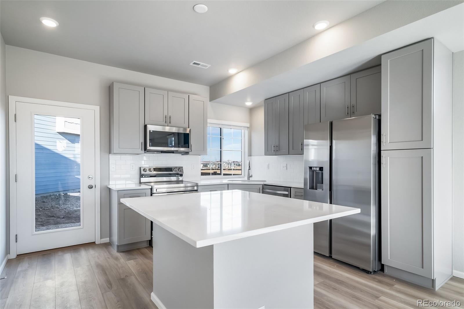 MLS Image #7 for 1247  highview drive,erie, Colorado