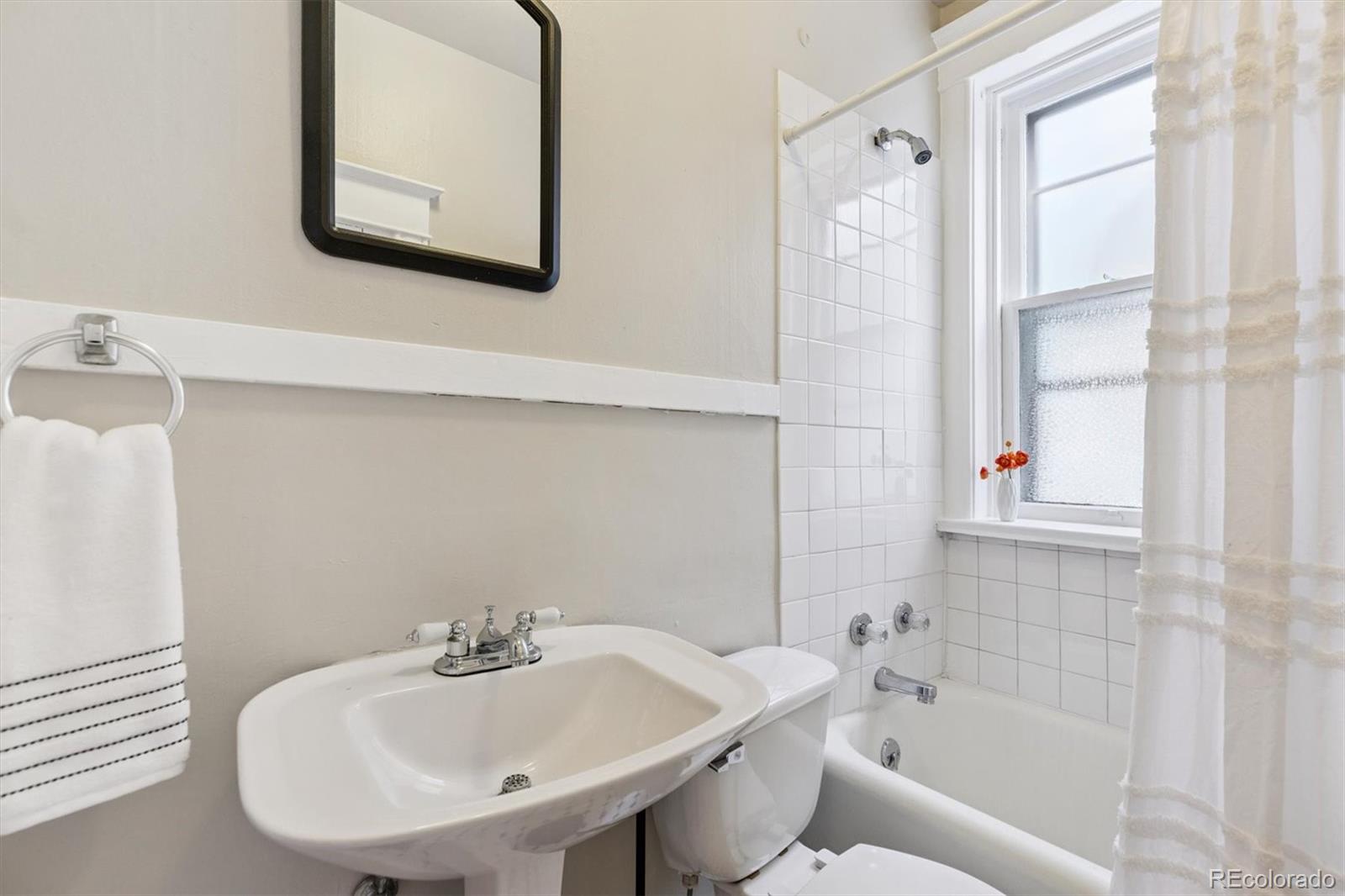 MLS Image #15 for 929 n lafayette street,denver, Colorado