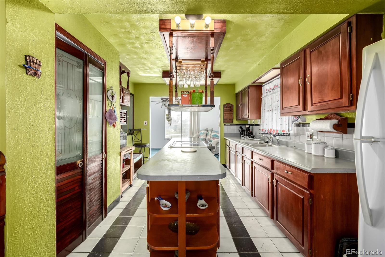 MLS Image #10 for 1665  elmwood lane,denver, Colorado