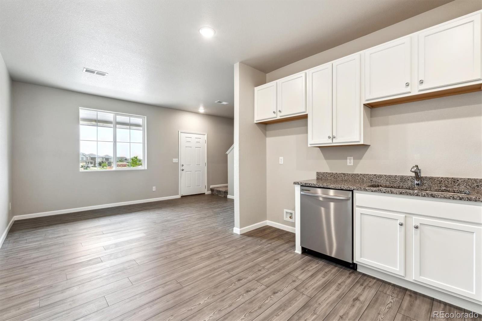 MLS Image #11 for 311  shoveler way,johnstown, Colorado
