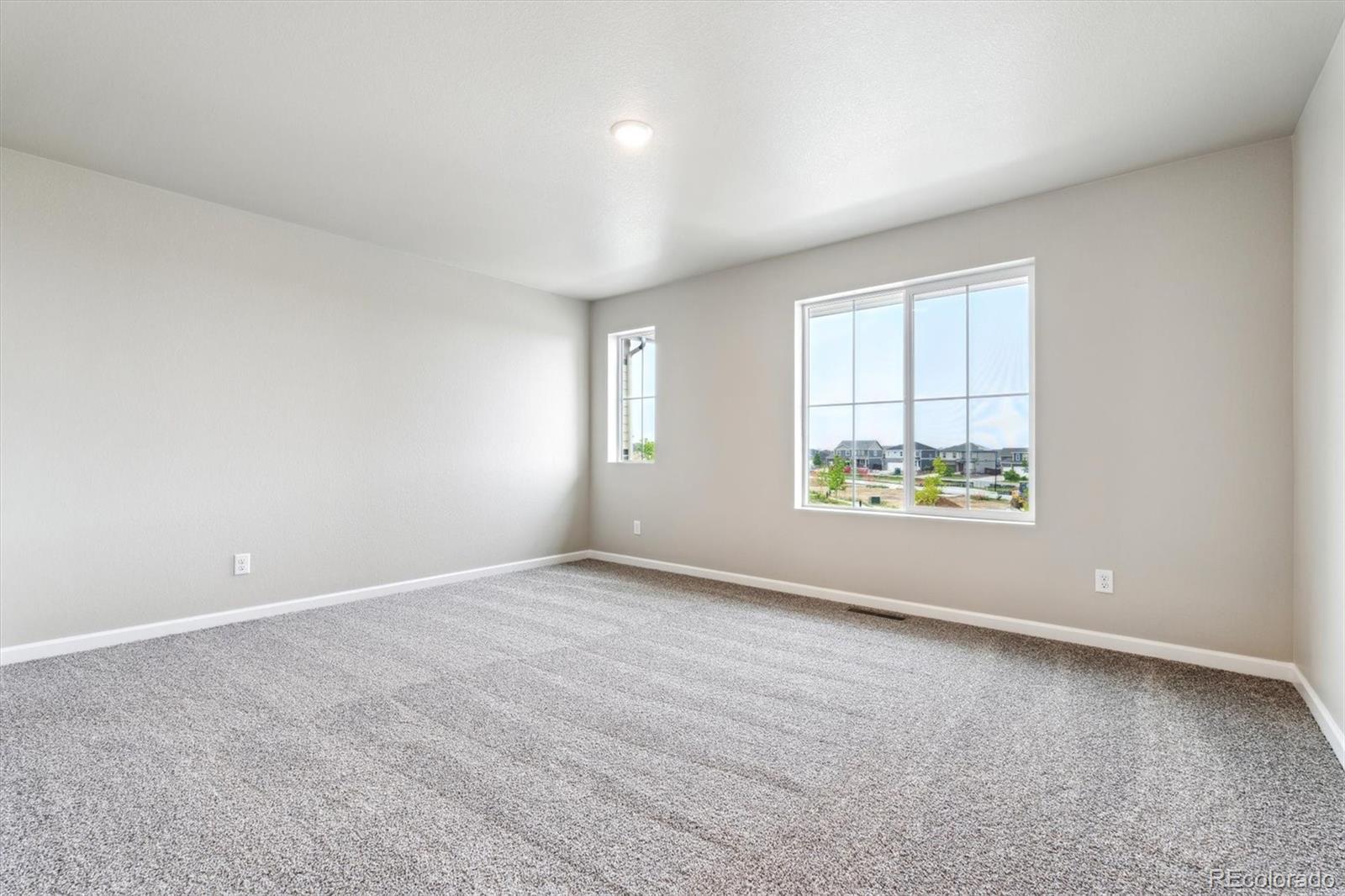 MLS Image #4 for 311  shoveler way,johnstown, Colorado
