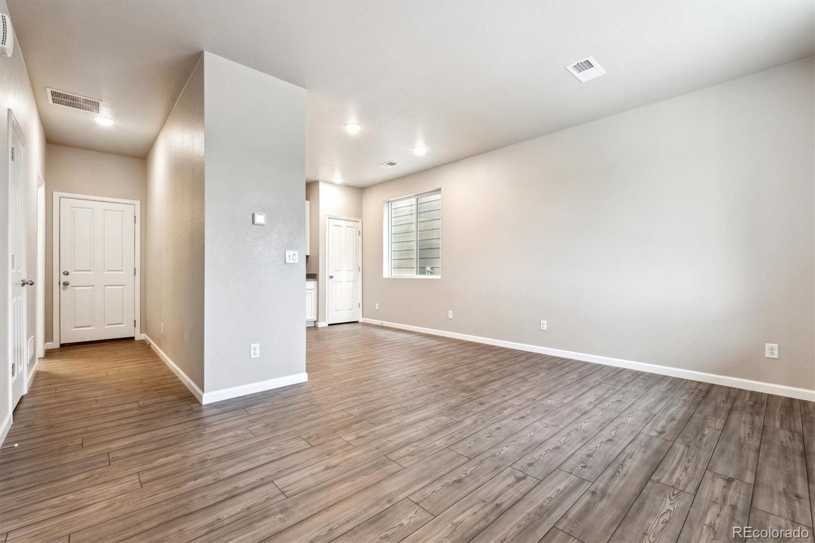 MLS Image #9 for 311  shoveler way,johnstown, Colorado
