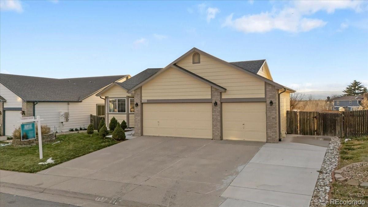 MLS Image #3 for 19423 e tufts circle,centennial, Colorado