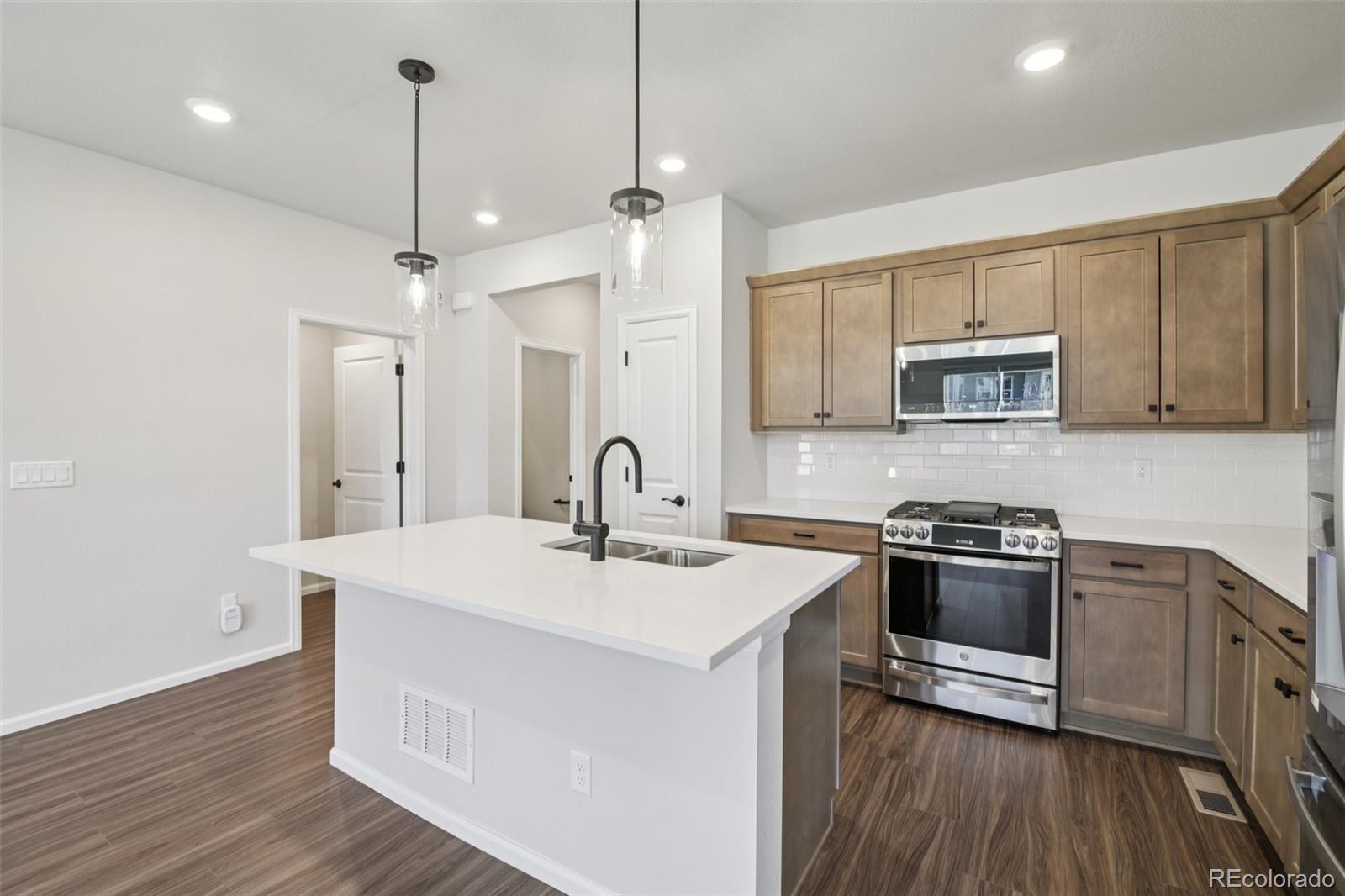 MLS Image #8 for 8777  whiteclover street,littleton, Colorado