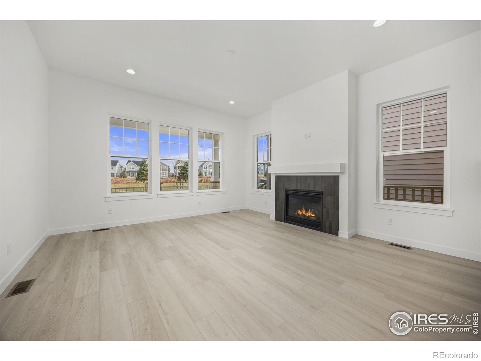 MLS Image #2 for 218  westerly boulevard,erie, Colorado