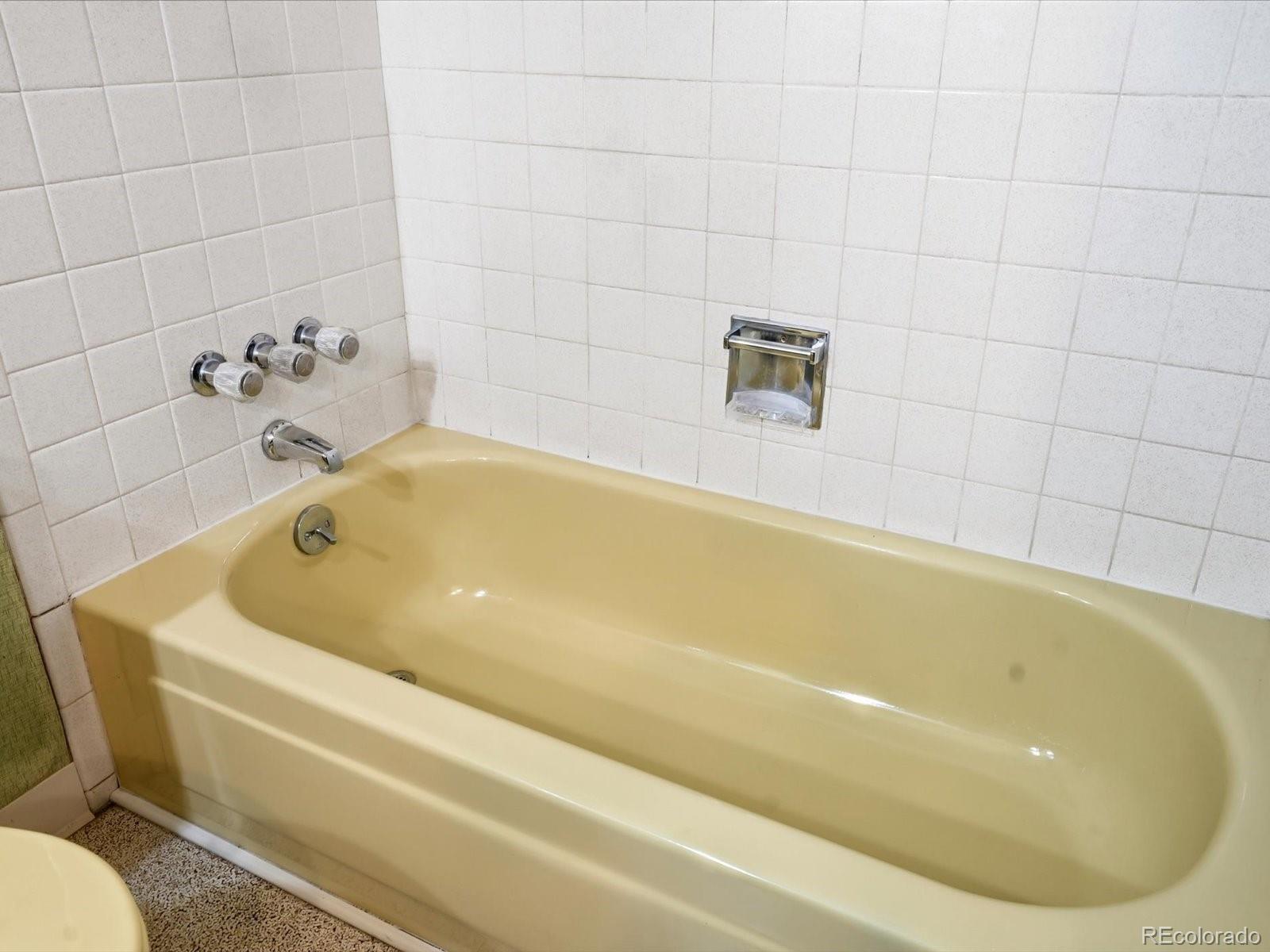 MLS Image #22 for 7172 e jewell avenue,denver, Colorado