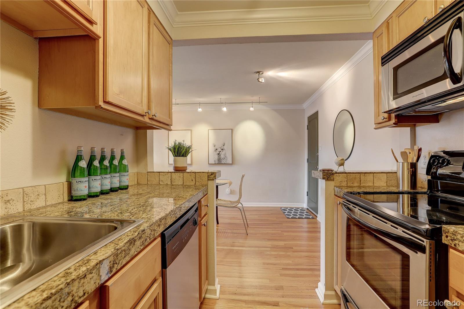 MLS Image #6 for 10 n ogden street 204,denver, Colorado