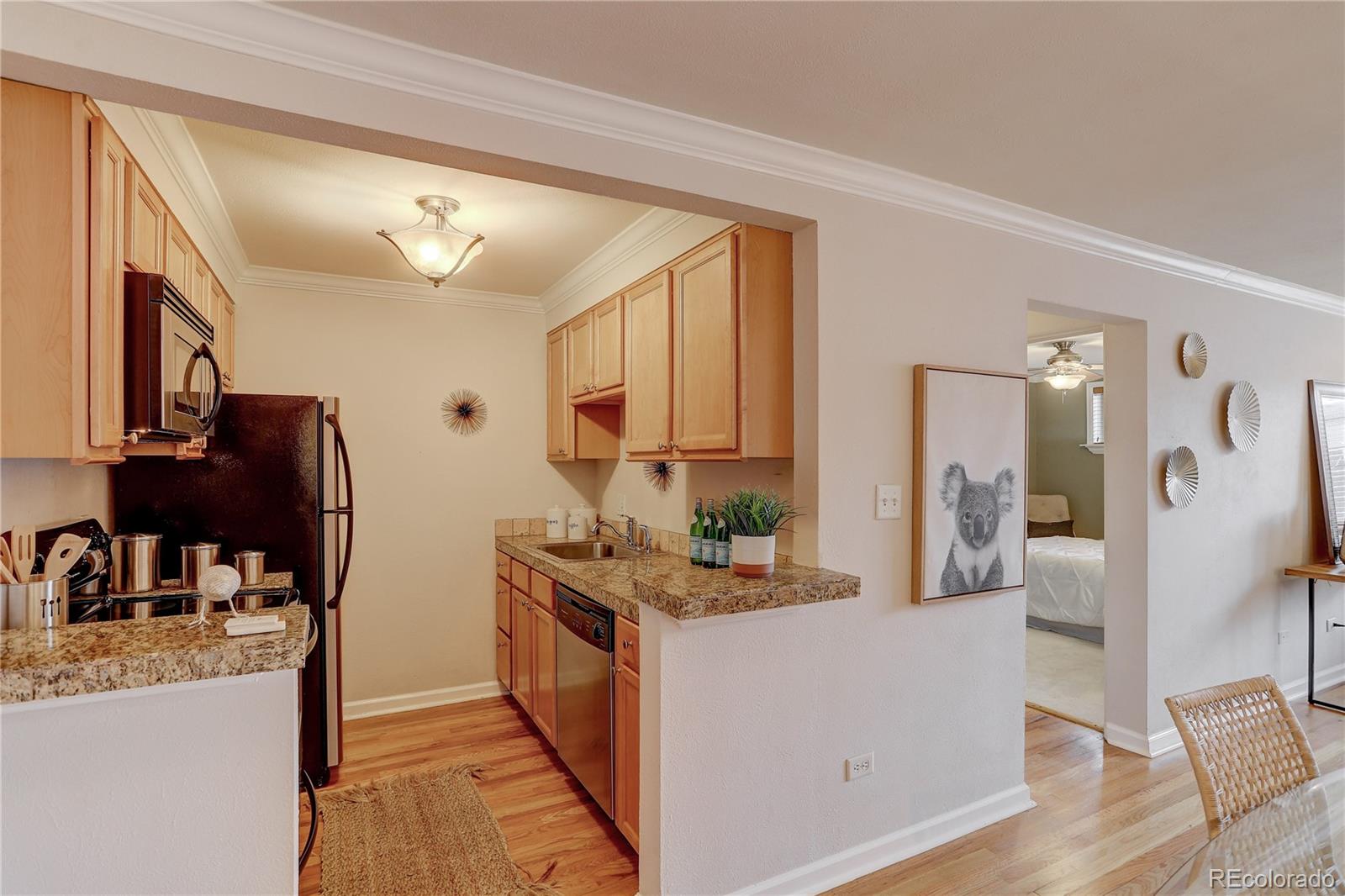 MLS Image #7 for 10 n ogden street 204,denver, Colorado