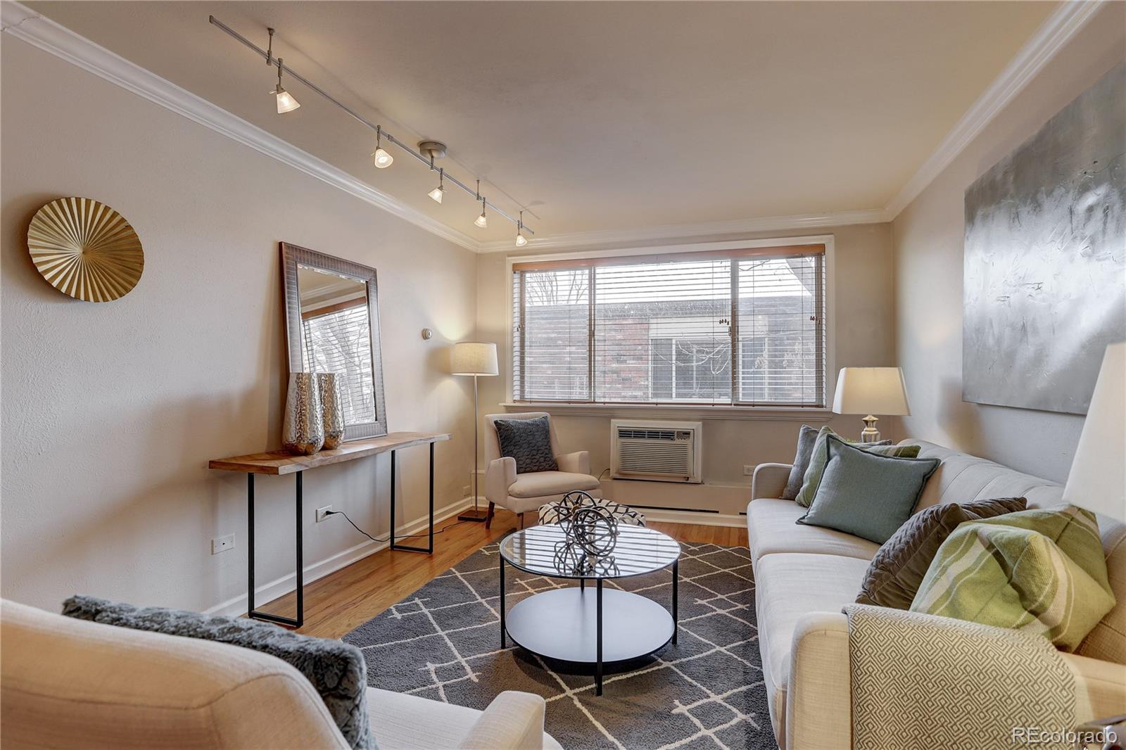 MLS Image #8 for 10 n ogden street 204,denver, Colorado