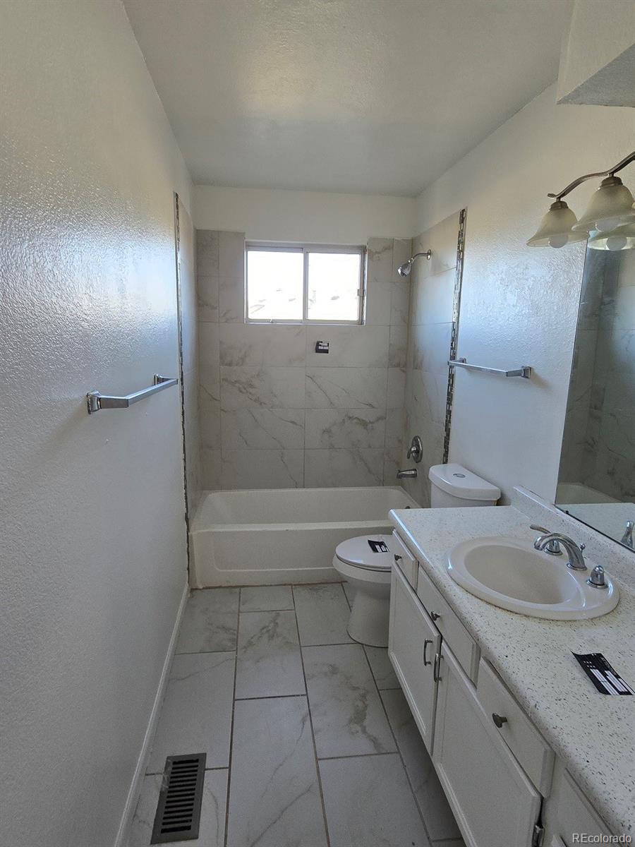 MLS Image #3 for 15101 e 18th place,aurora, Colorado