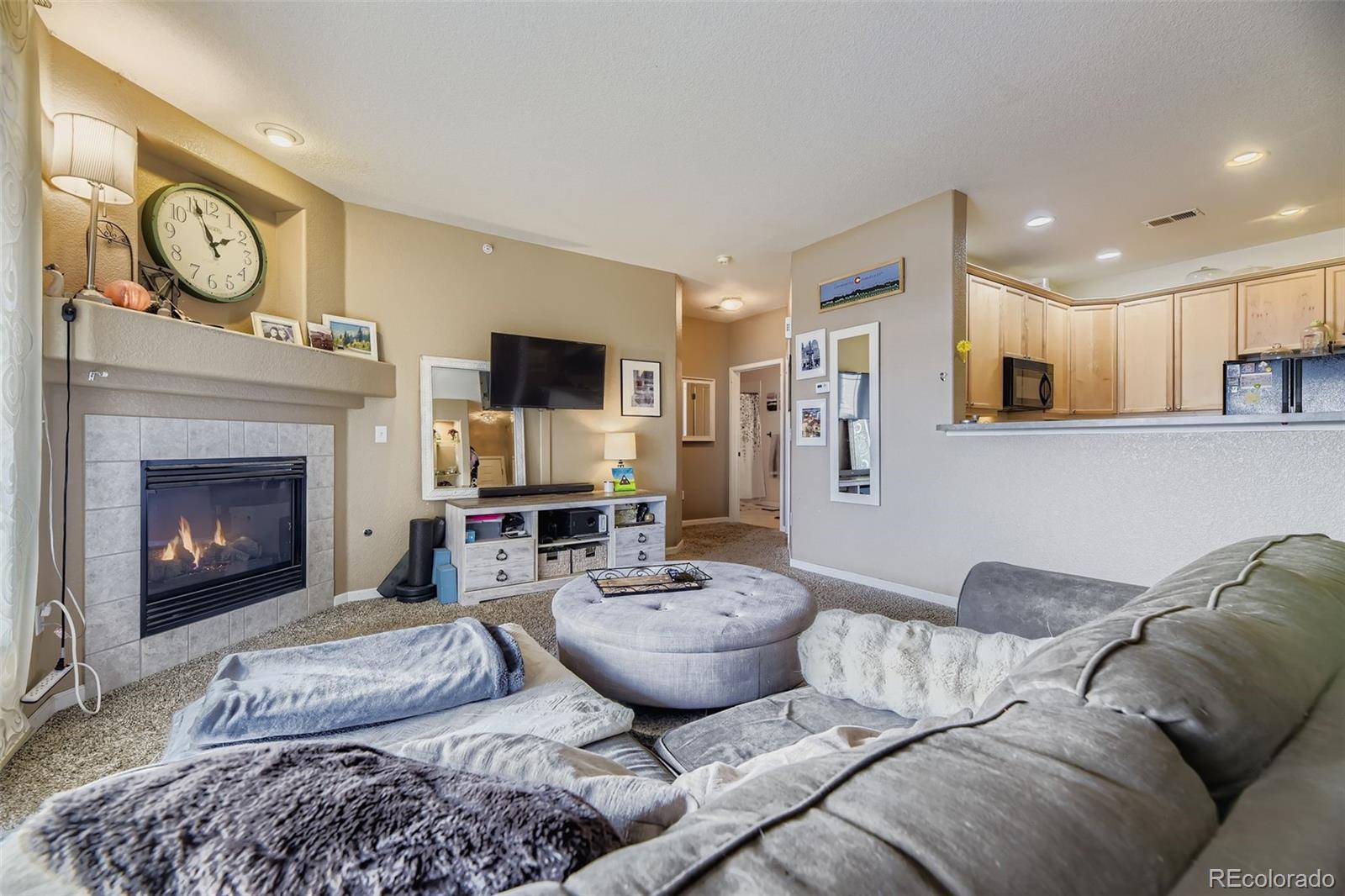 MLS Image #3 for 9568 w san juan circle,littleton, Colorado