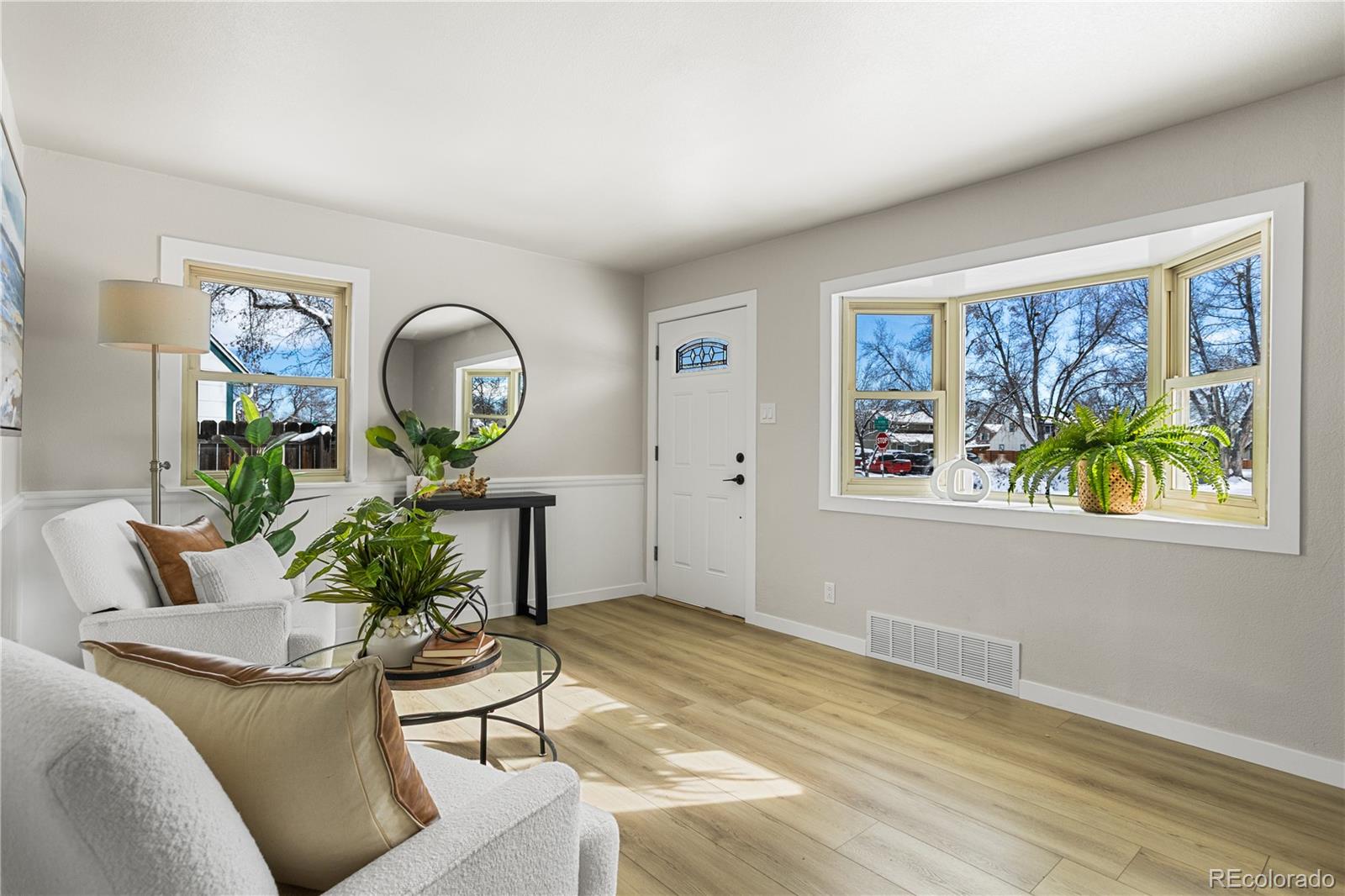 MLS Image #12 for 3305 w harvard avenue,denver, Colorado