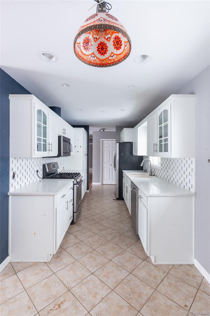 MLS Image #11 for 1207 s kendall court,lakewood, Colorado