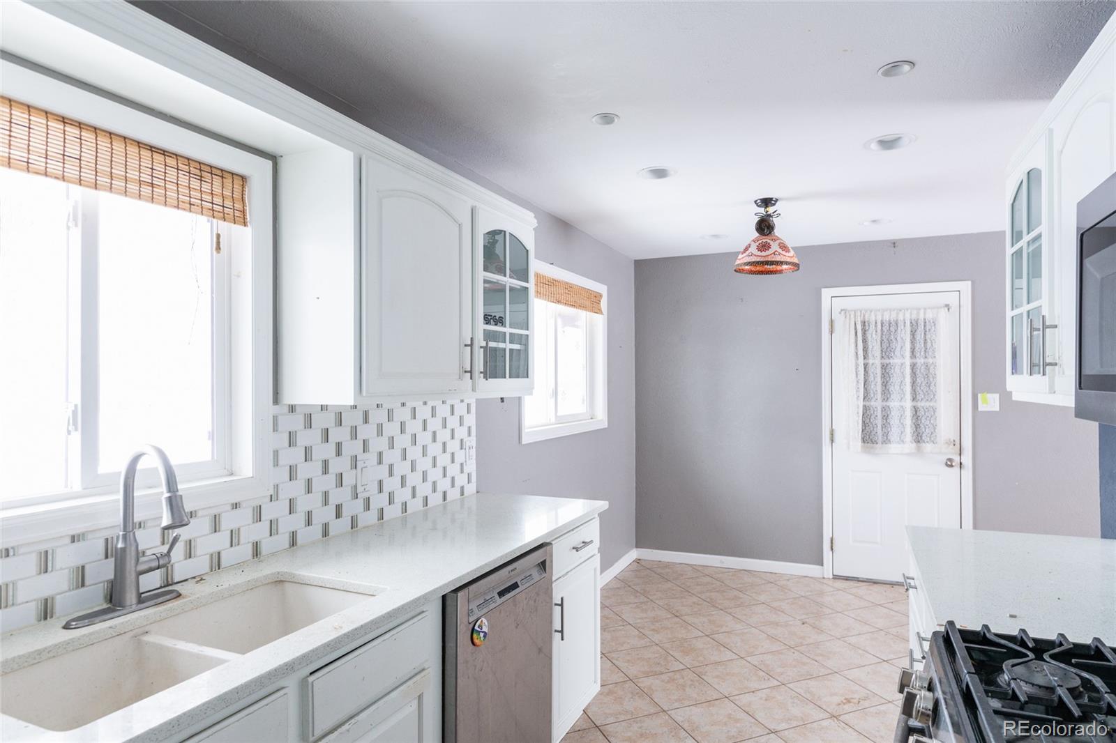 MLS Image #13 for 1207 s kendall court,lakewood, Colorado