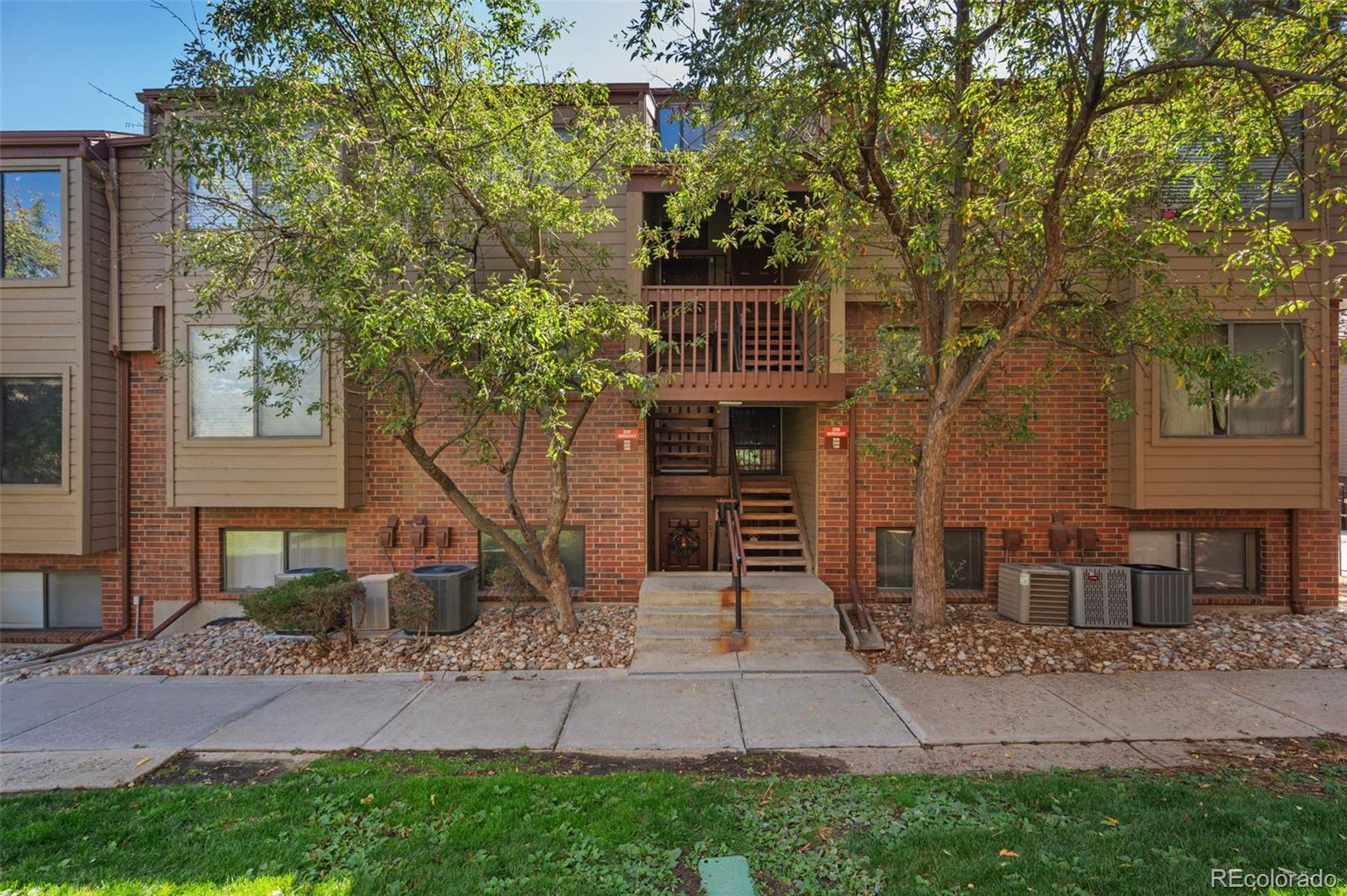 MLS Image #2 for 326  wright street 305,lakewood, Colorado