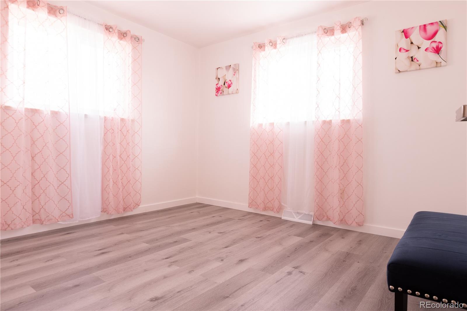 MLS Image #15 for 8342  adams way,denver, Colorado