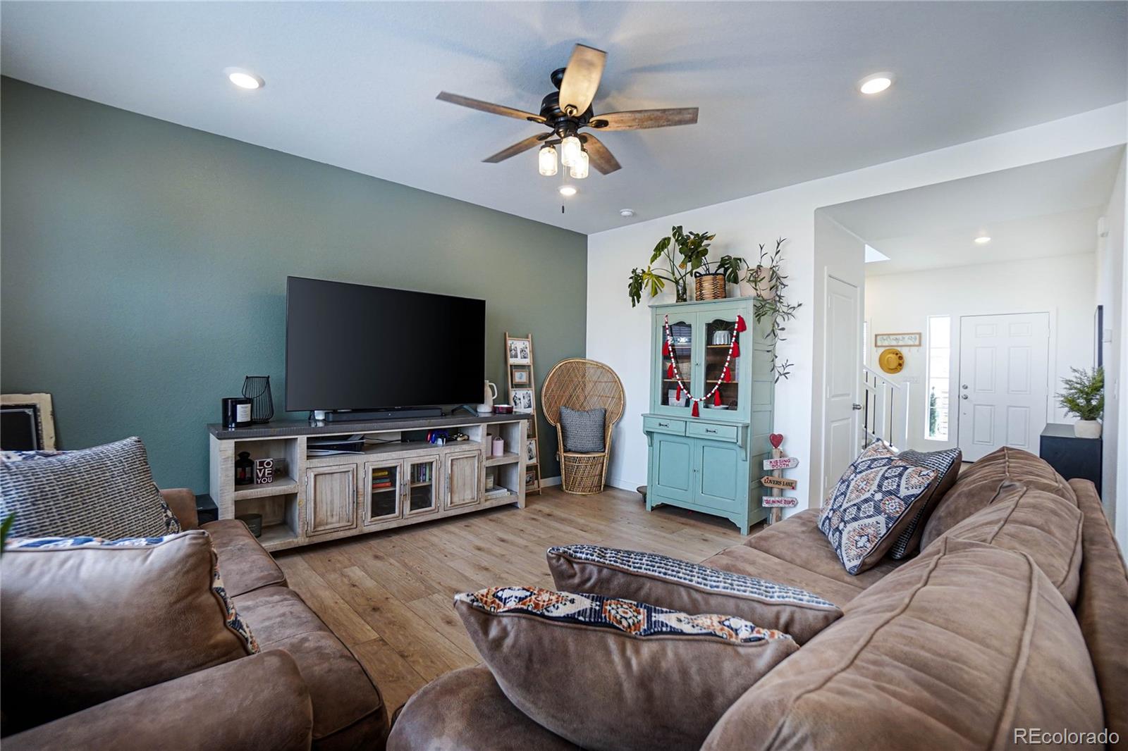 MLS Image #4 for 233  corkscrew street,elizabeth, Colorado
