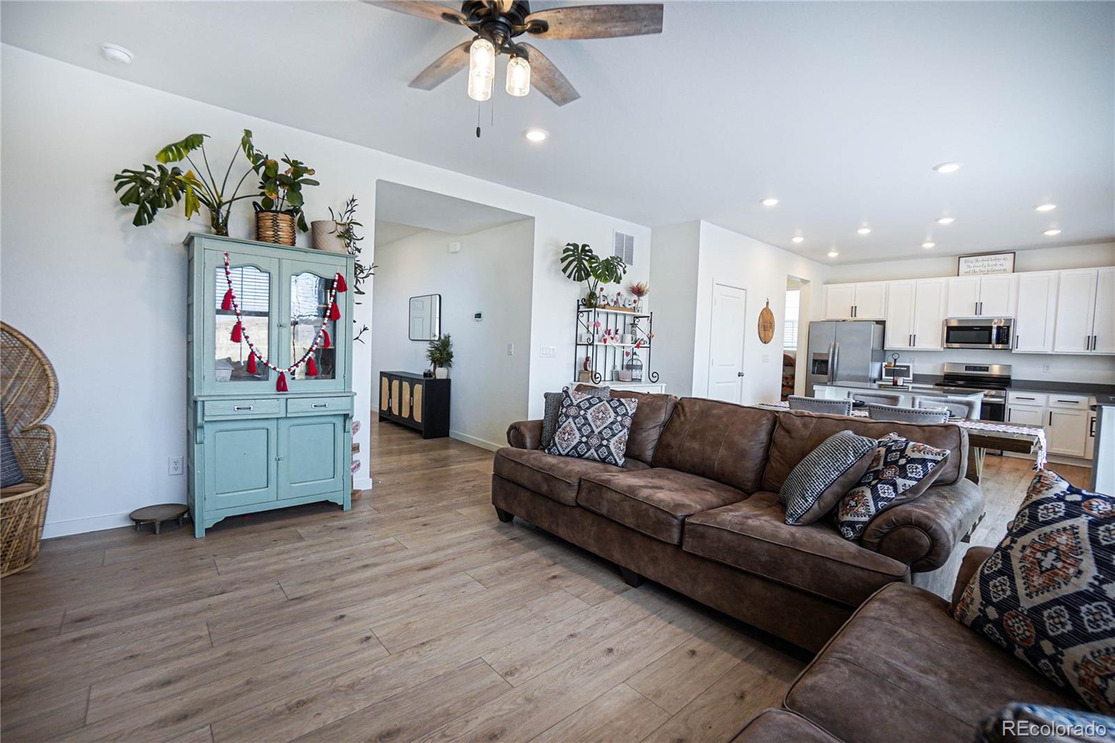 MLS Image #5 for 233  corkscrew street,elizabeth, Colorado