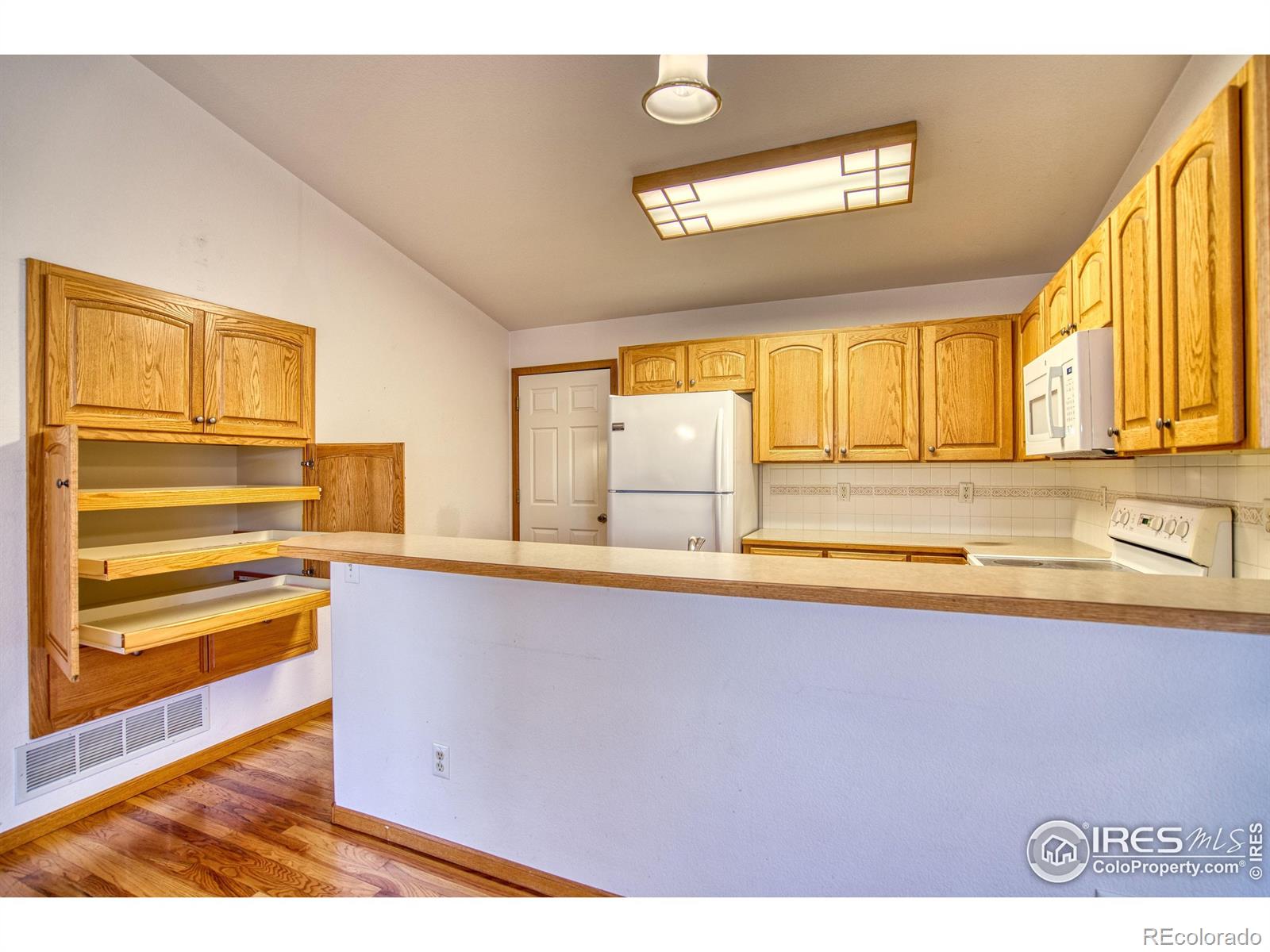 MLS Image #8 for 2563  red river court,loveland, Colorado