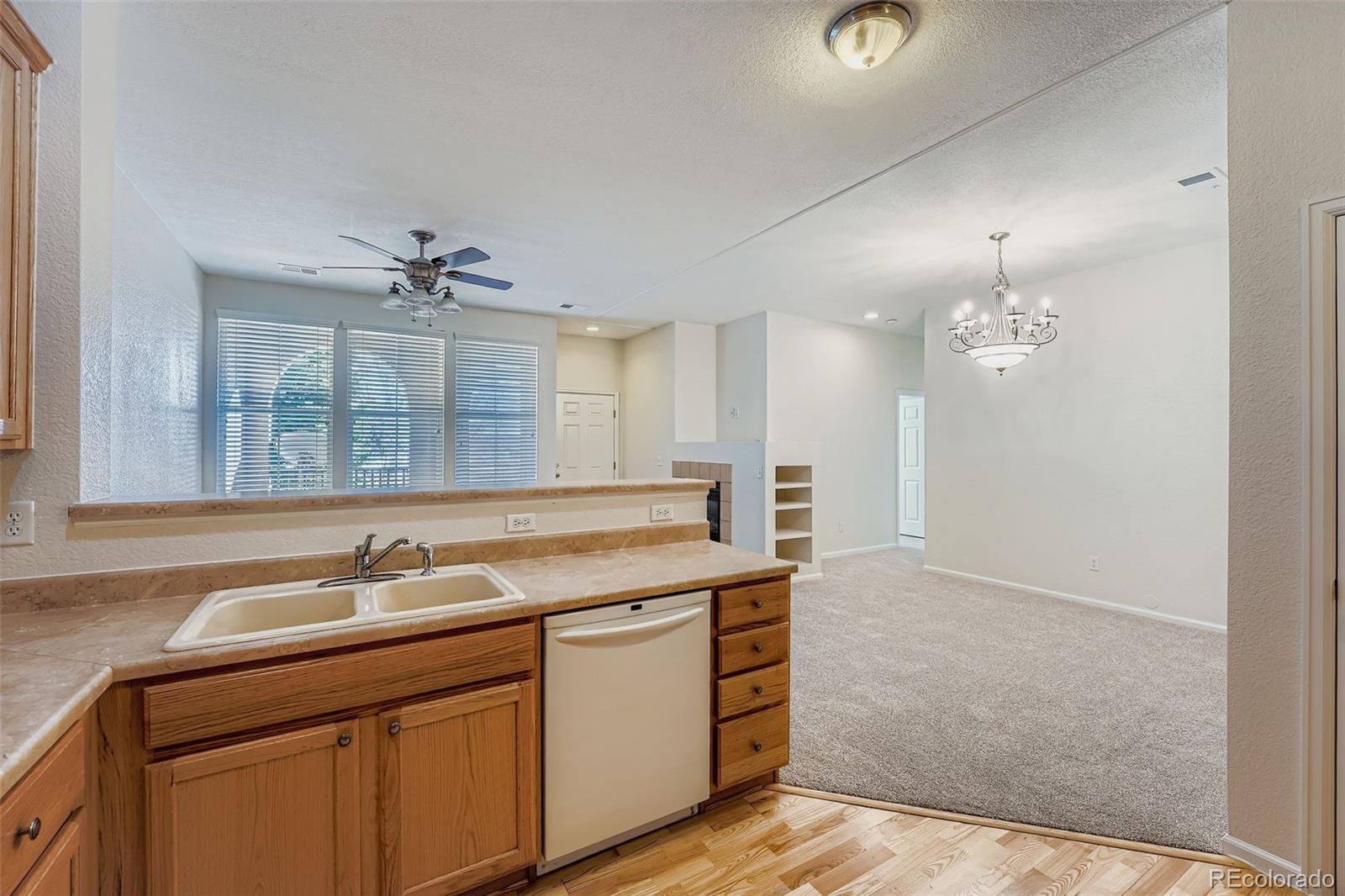 MLS Image #11 for 6725 s versailles way,aurora, Colorado