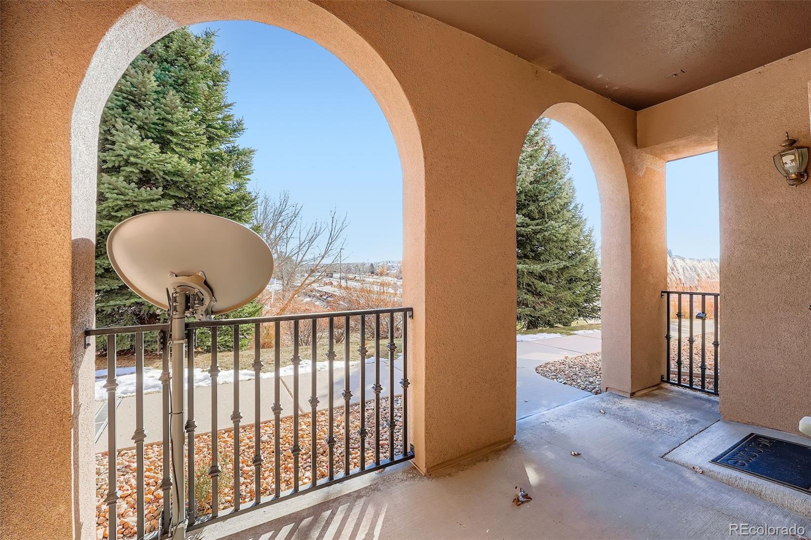 MLS Image #3 for 6725 s versailles way,aurora, Colorado