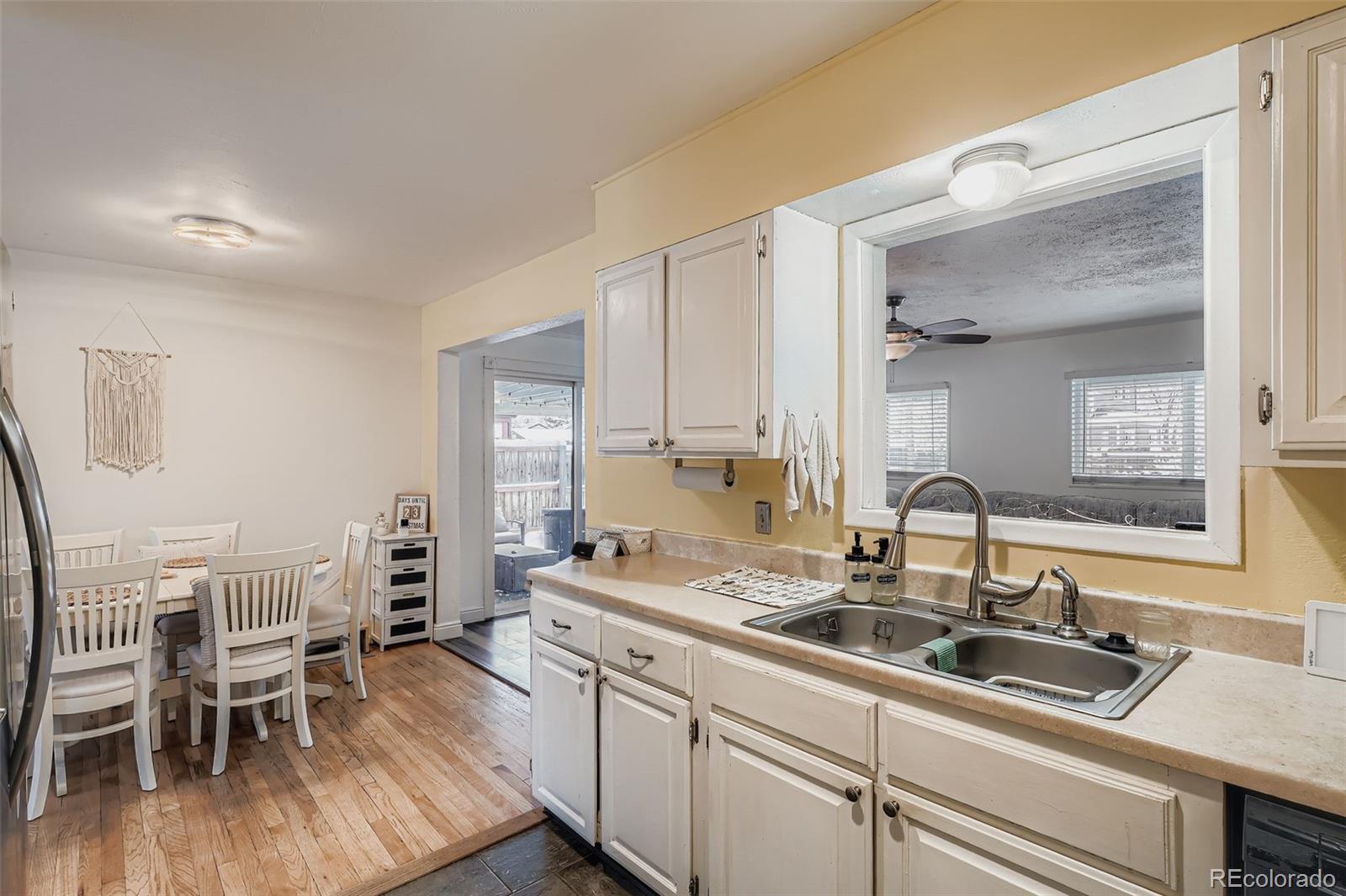 MLS Image #10 for 4860 e kansas drive,denver, Colorado