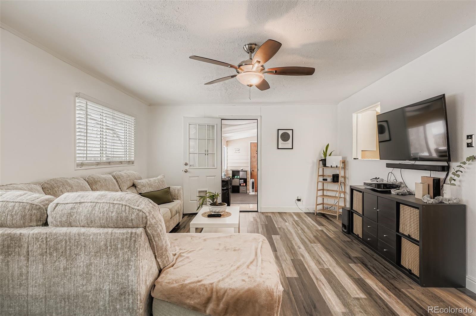 MLS Image #14 for 4860 e kansas drive,denver, Colorado