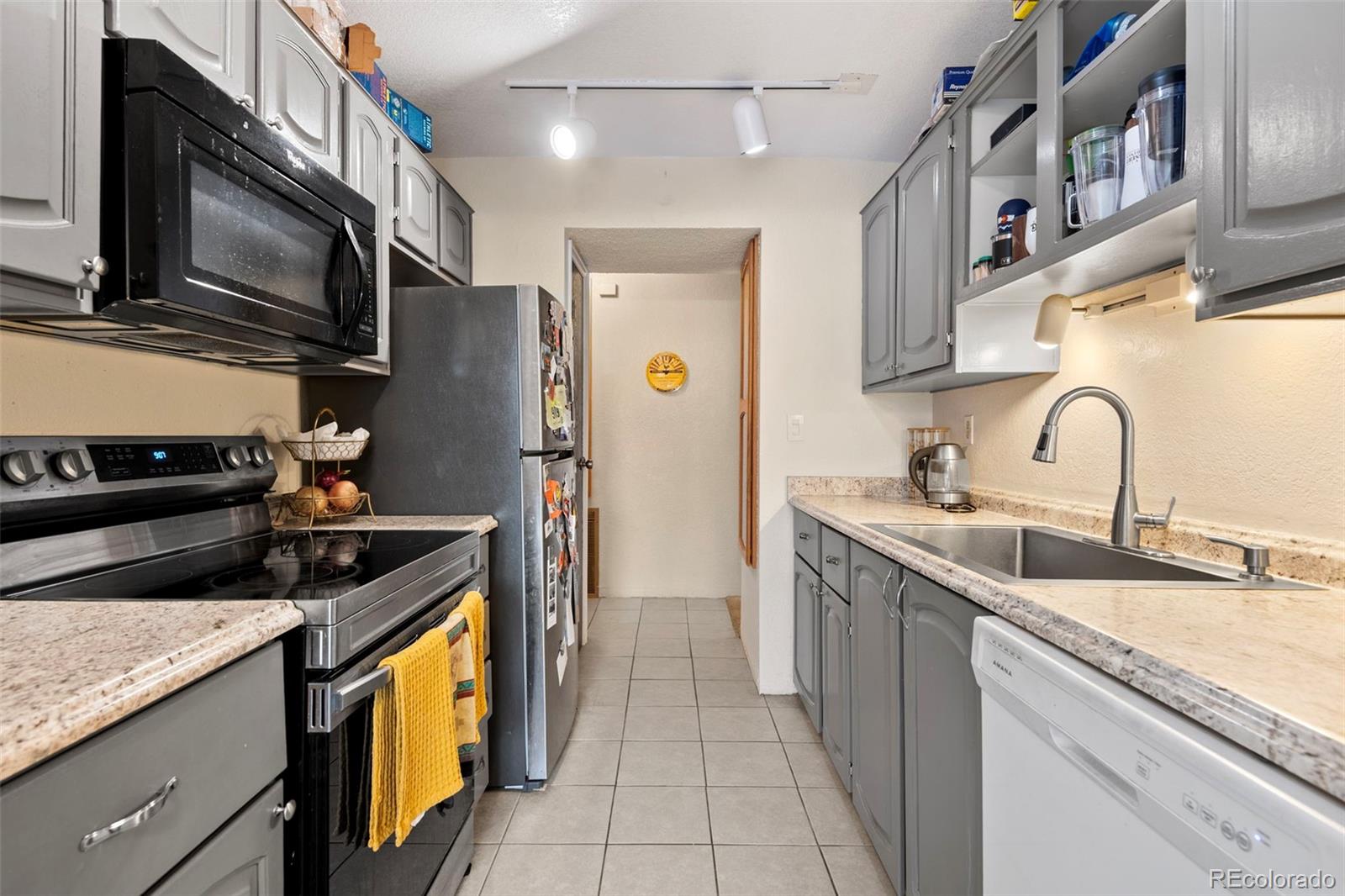 MLS Image #8 for 8741  yukon street ,arvada, Colorado