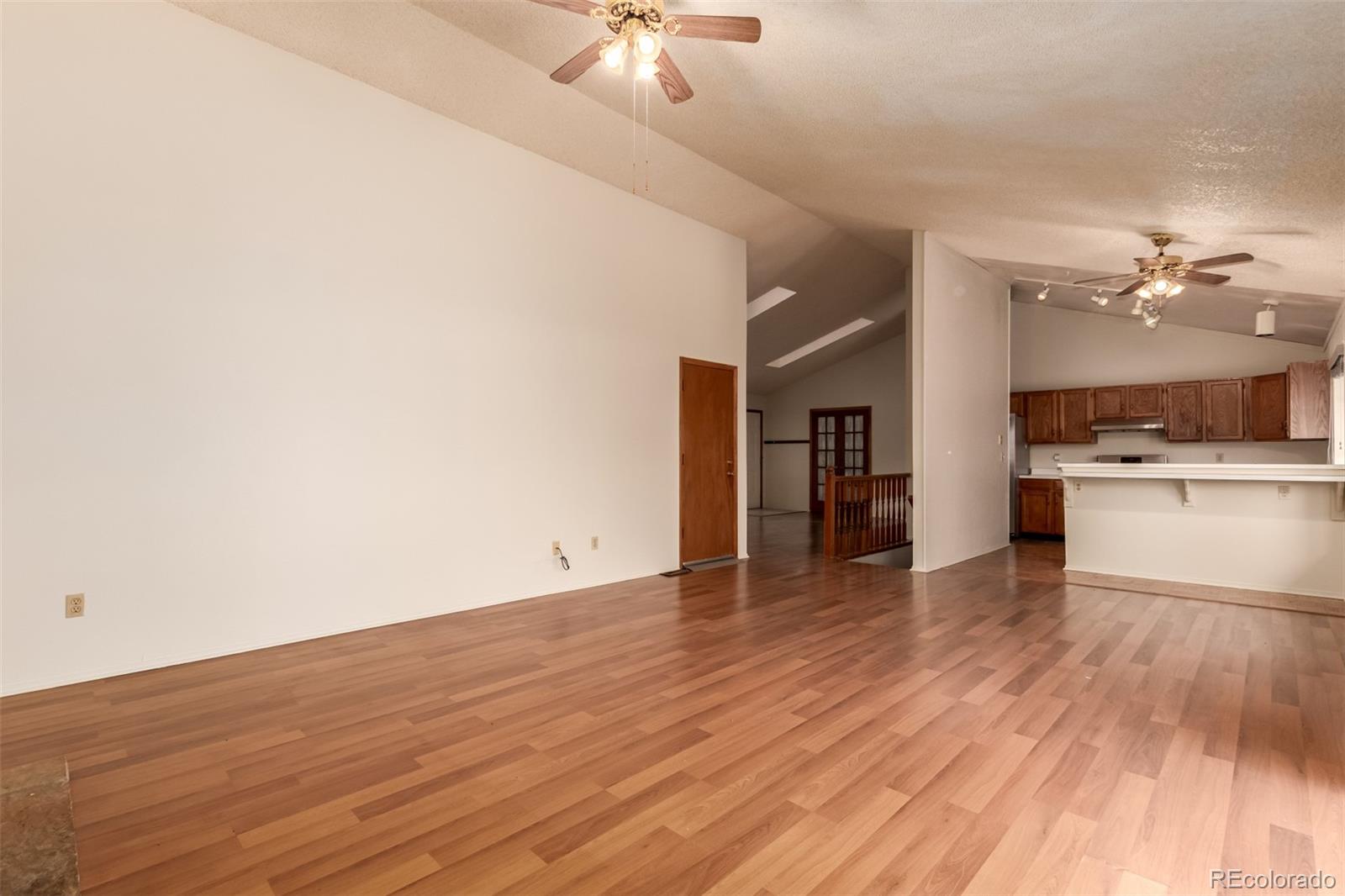 MLS Image #11 for 4660  argonne street,denver, Colorado