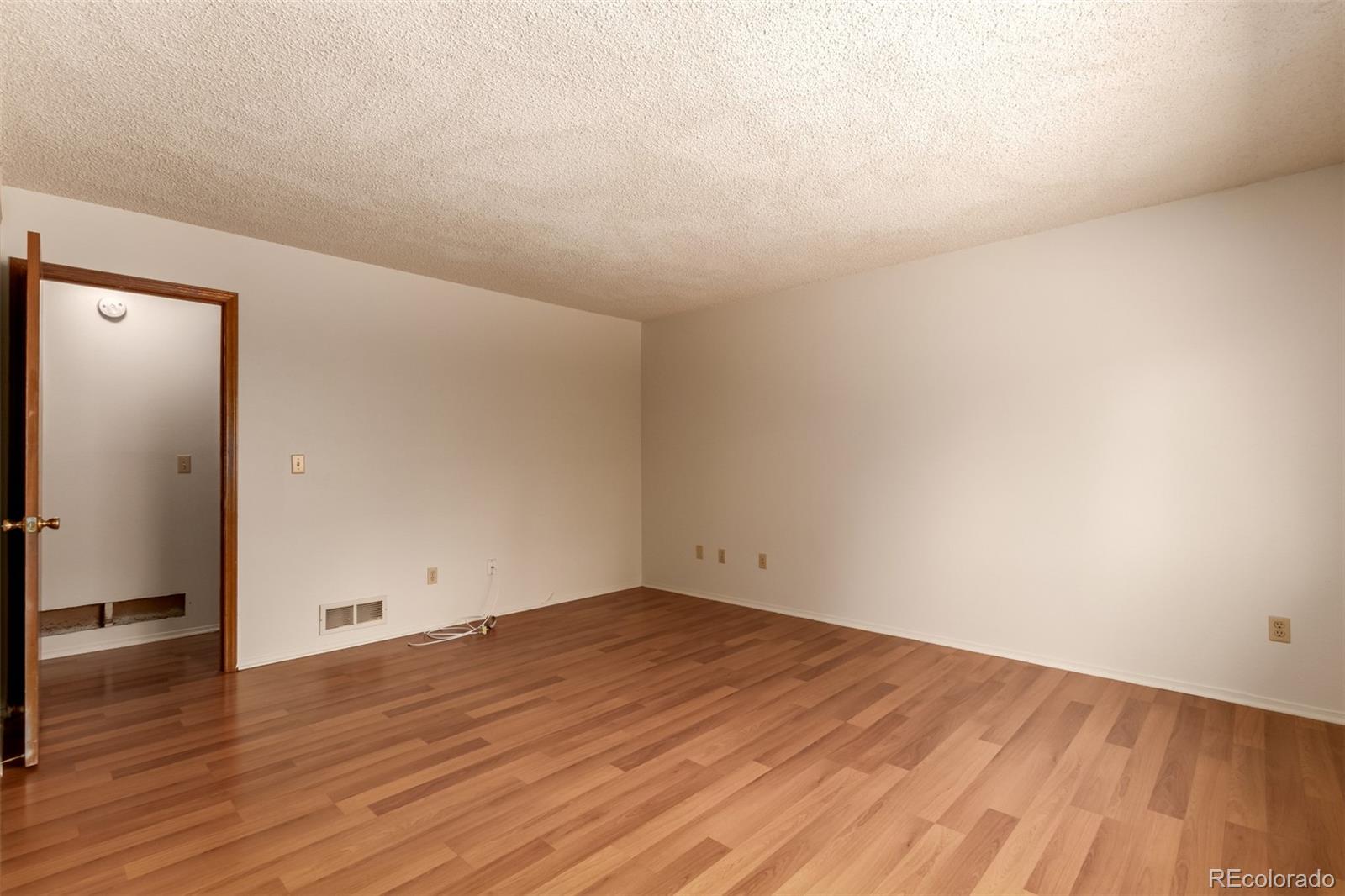 MLS Image #20 for 4660  argonne street,denver, Colorado