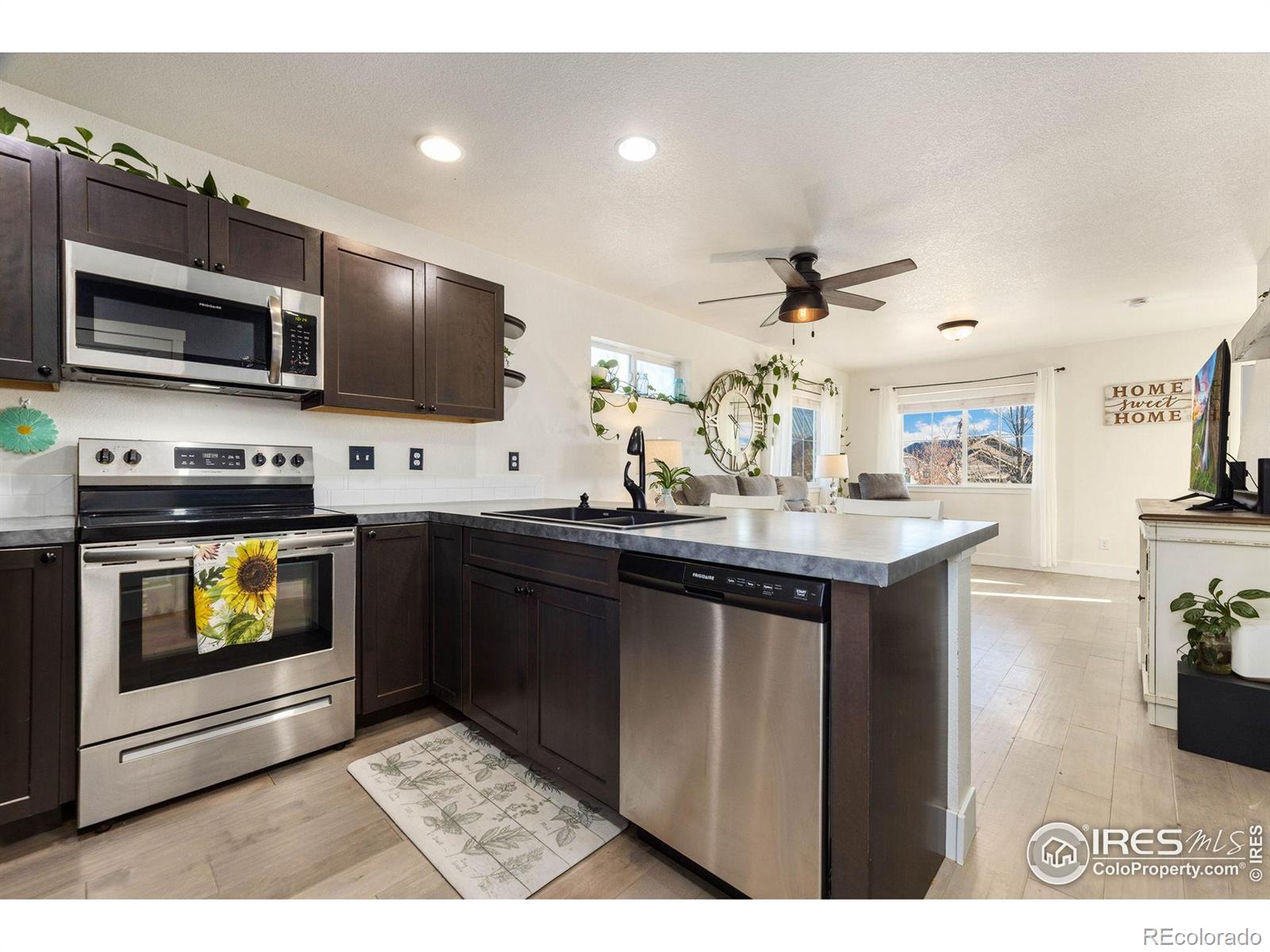 MLS Image #12 for 2785  red wheat trail,berthoud, Colorado