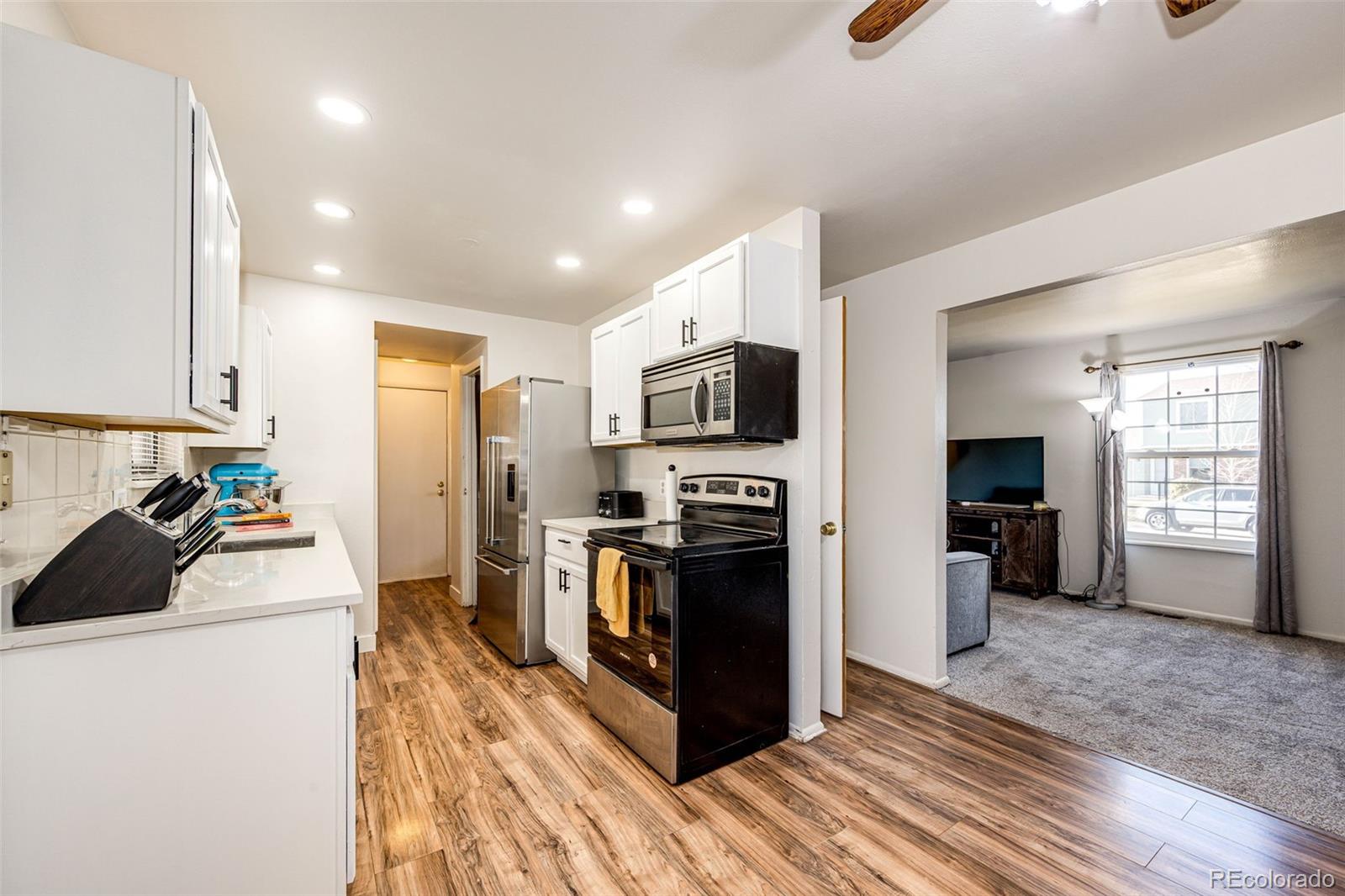 MLS Image #5 for 3916 s telluride court,aurora, Colorado