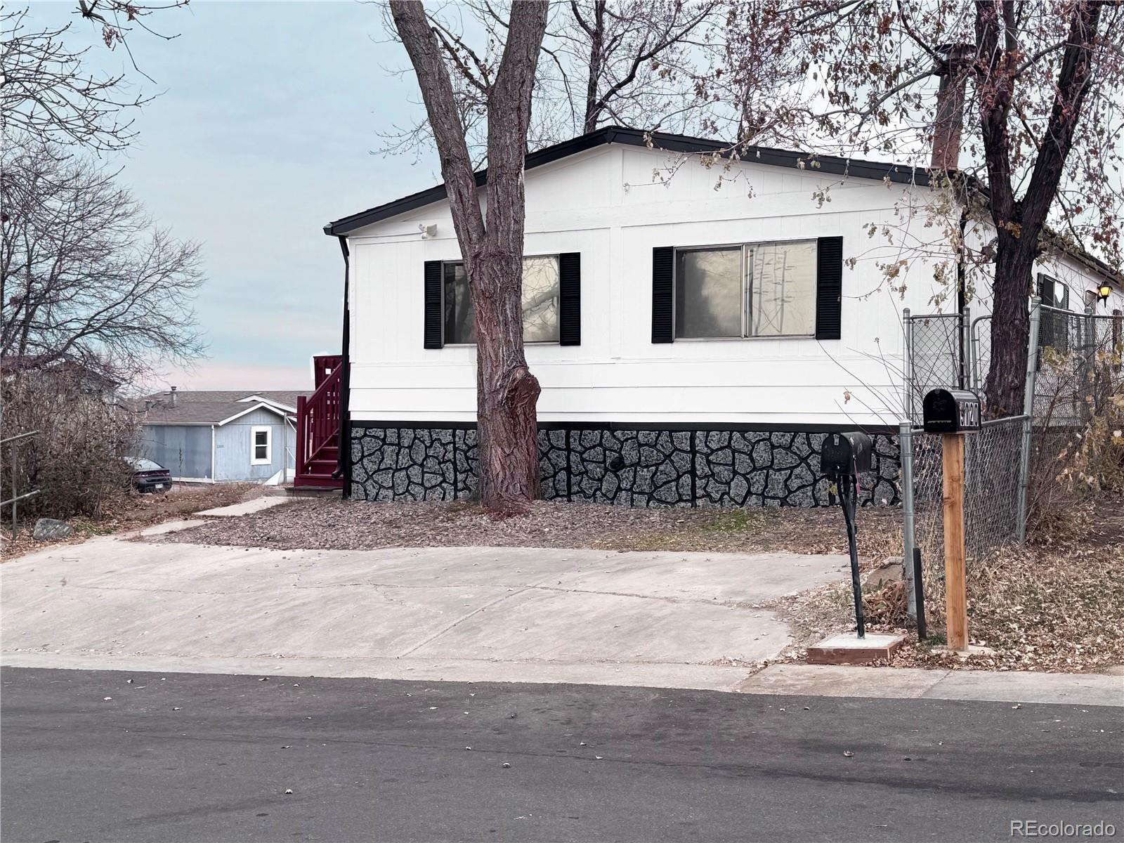 MLS Image #19 for 9124  rampart street,denver, Colorado
