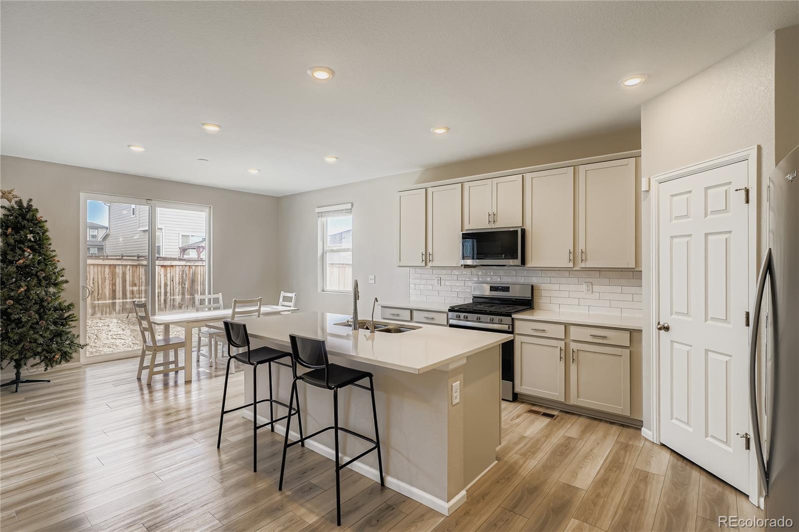 MLS Image #5 for 9148  salida street,commerce city, Colorado
