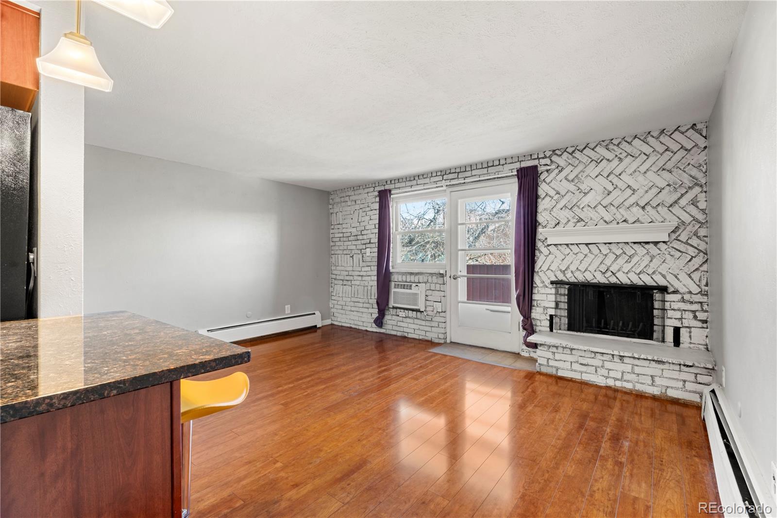 MLS Image #3 for 625 n pennsylvania street 407,denver, Colorado